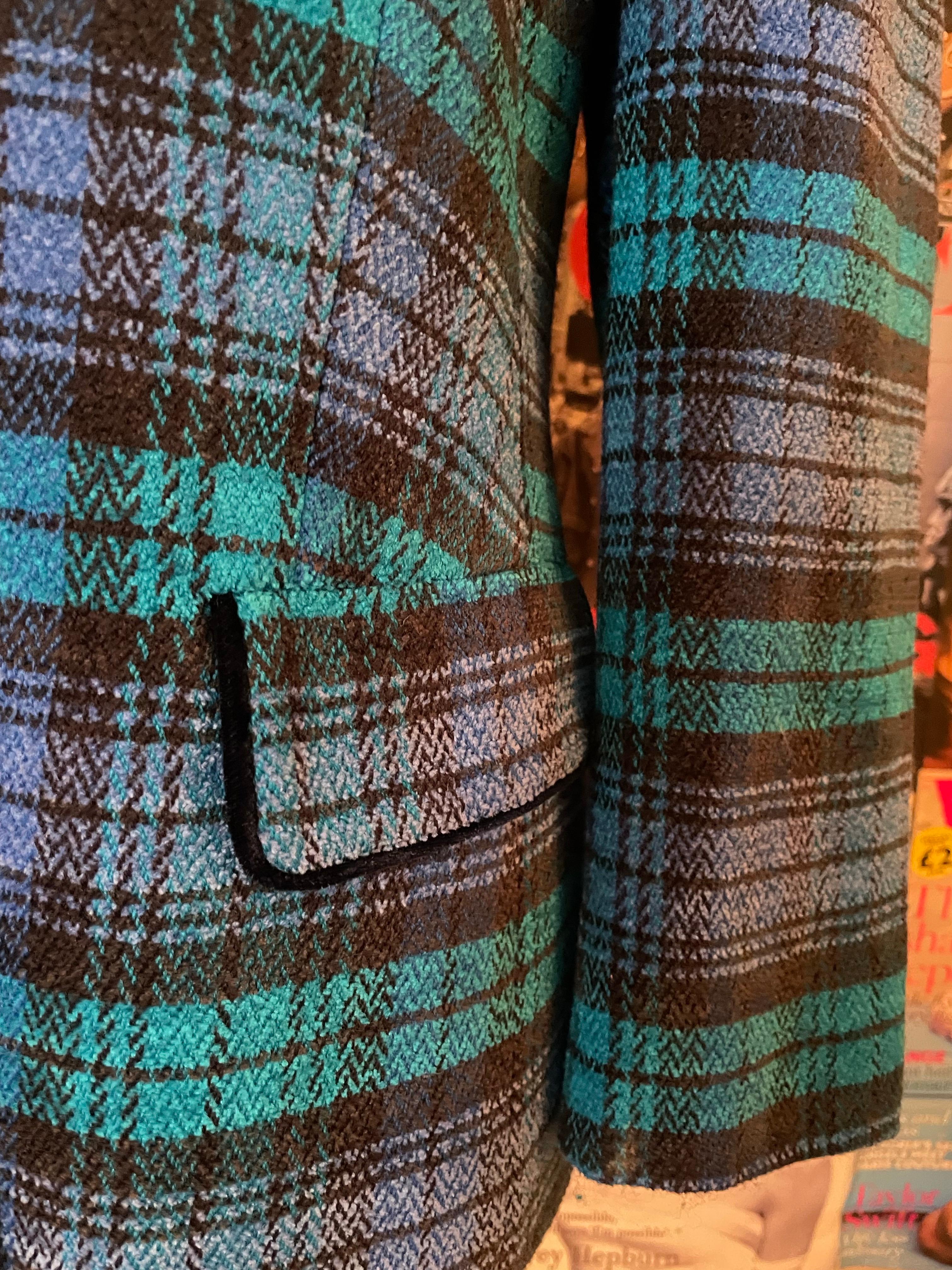 Vintage 1990s plaid blazer jacket LAURÈL by ESCADA For Sale 2