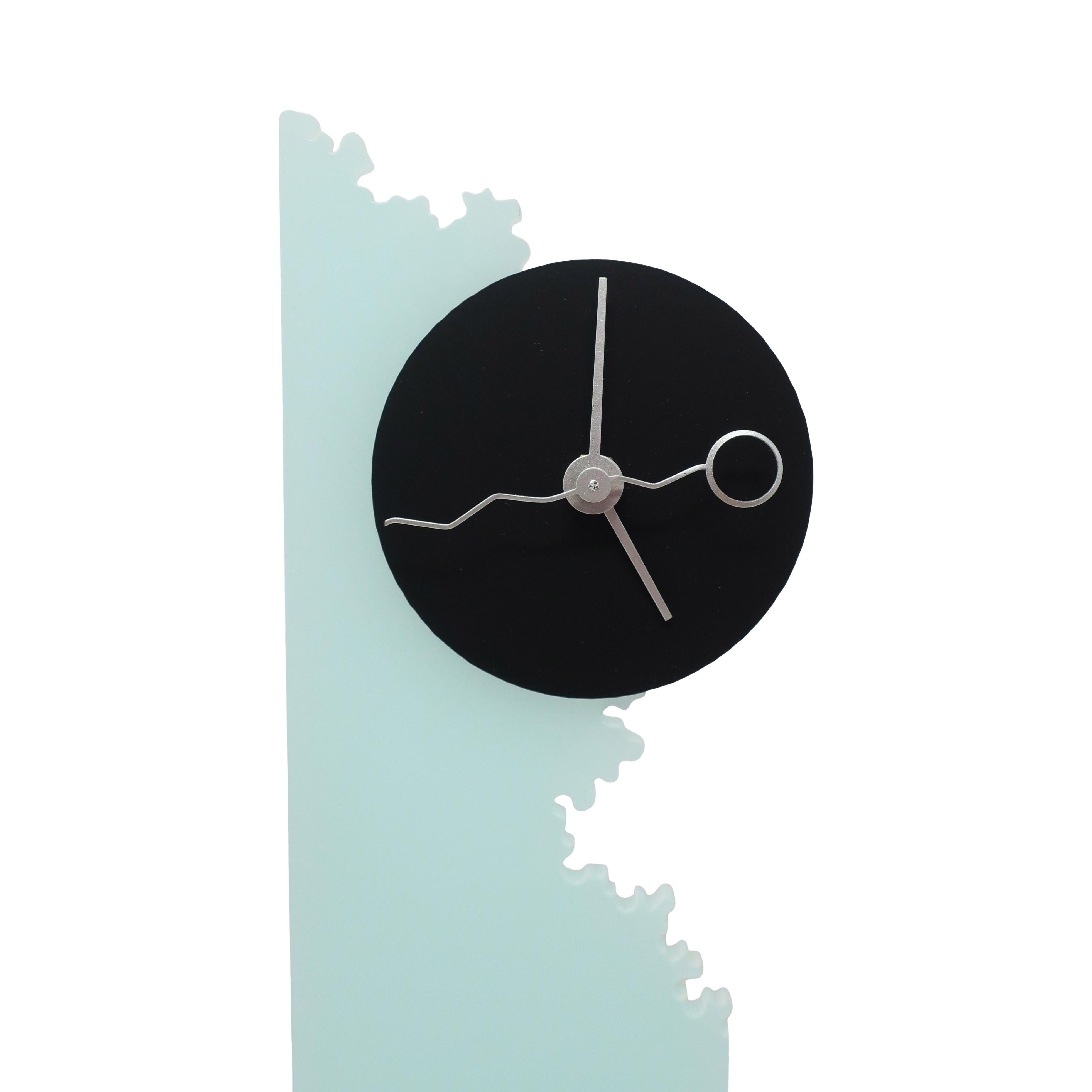 Vintage 1990s Postmodern Desk Clock by Brian Prothro for Zipadeedoodah Designs In Good Condition For Sale In Brooklyn, NY