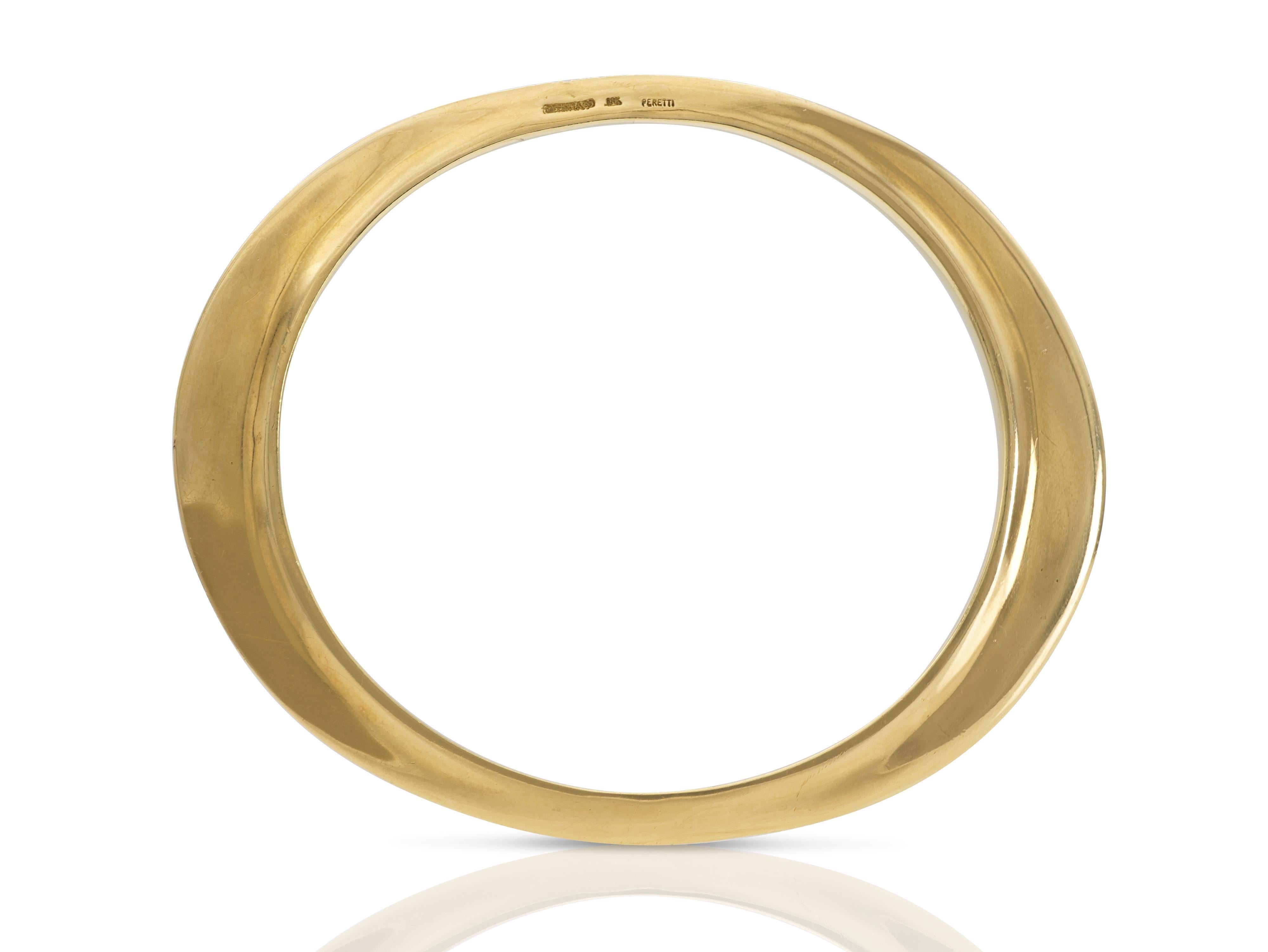Finely crafted in 18k yellow gold.
Signed by Elsa Peretti for Tiffany & Co.
Circa 1990s
Size 7 1/2 inches