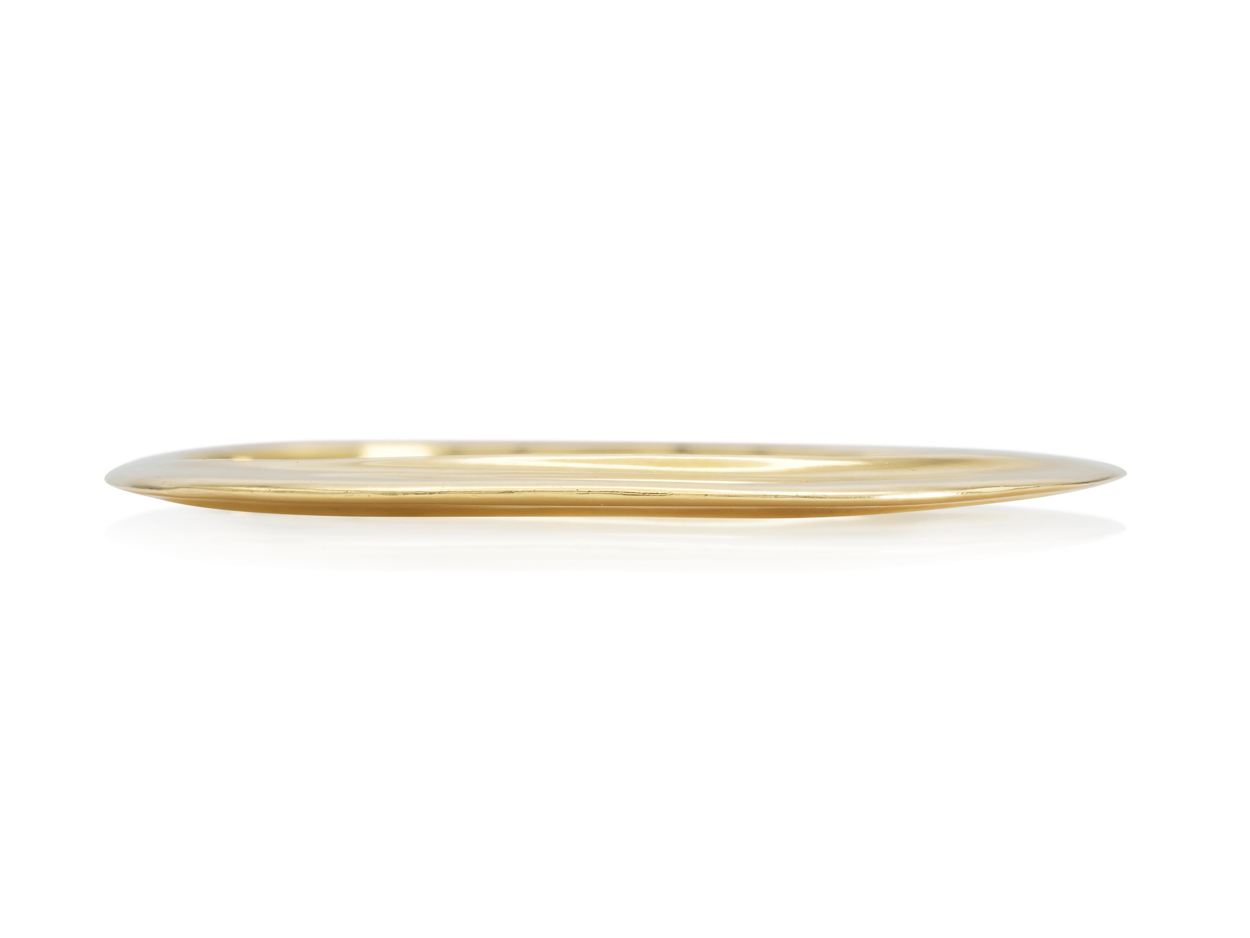 Vintage 1990s Tiffany & Co. Elsa Peretti Gold Bangle Bracelet In Good Condition For Sale In New York, NY