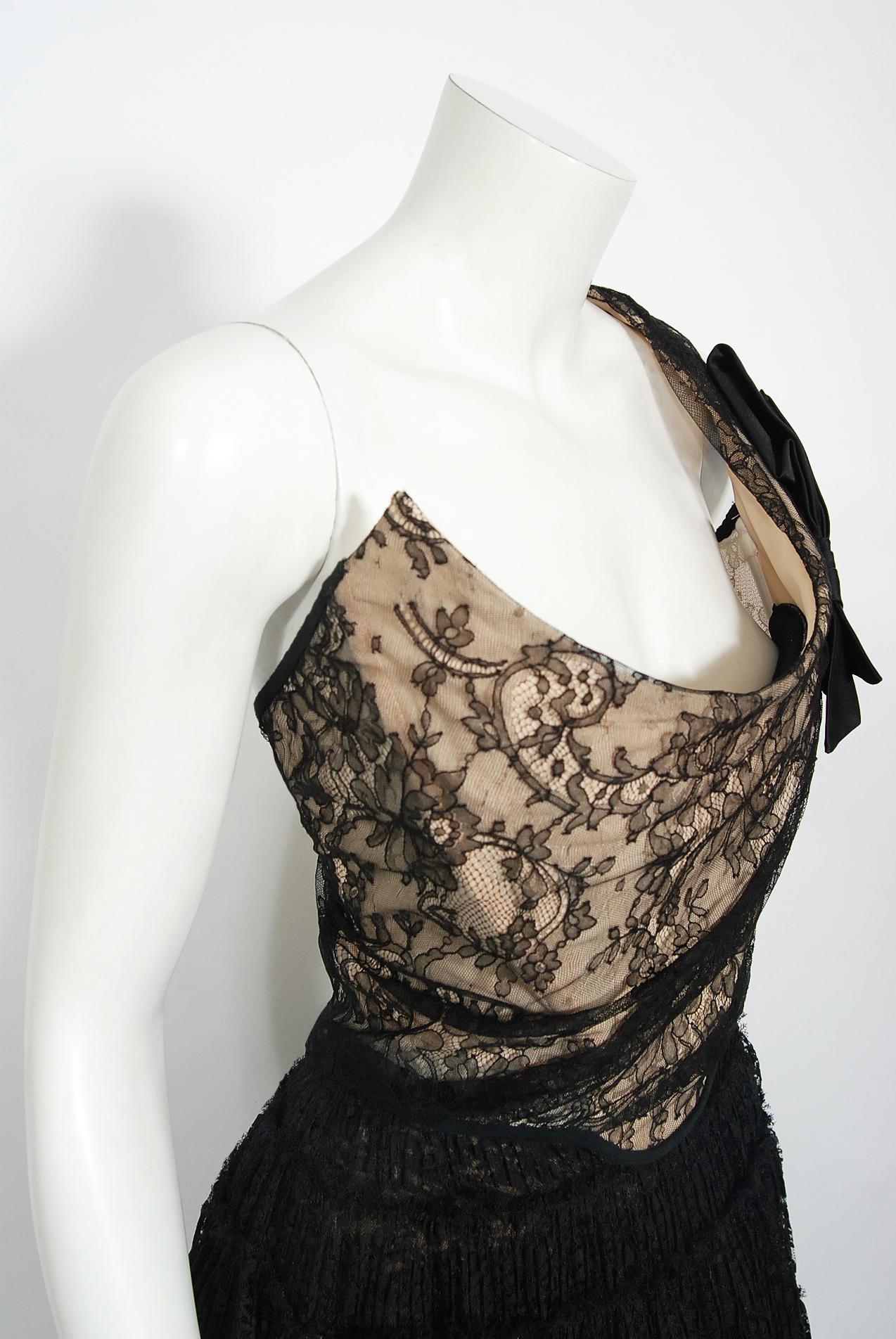 Vintage 1990's Vivienne Westwood Lace Corset Bustier & Sheer Pleated Skirt Set In Good Condition In Beverly Hills, CA