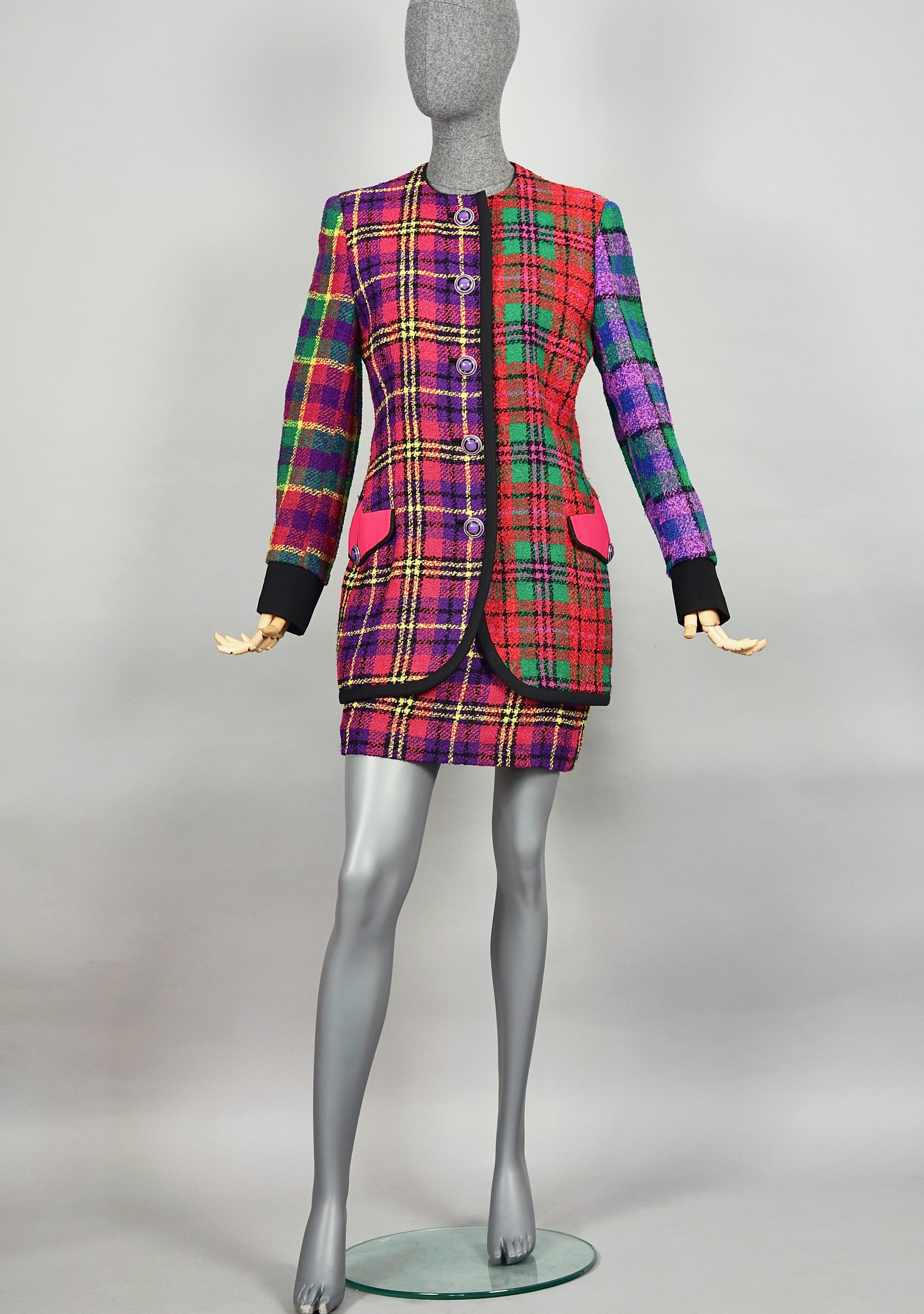 Vintage 1991 A/W GIANNI VERSACE Couture Plaid Tartan Patchwork Jacket Skirt Suit

Measurements taken laid flat, please double bust, waist, hips and hems:
JACKET
Shoulder: 16.14 inches (41 cm)
Sleeves: 24 inches (61 cm)
Bust: 19.29 inches (49