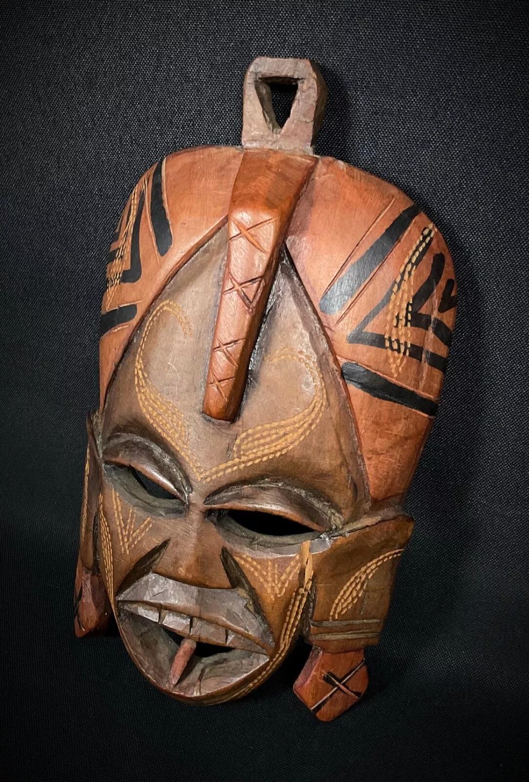 Afrikanische Holzmaske „Jambo Kenya“ aus Afrika, Vintage 1991, 2Y361 im Zustand „Gut“ im Angebot in Bordeaux, FR