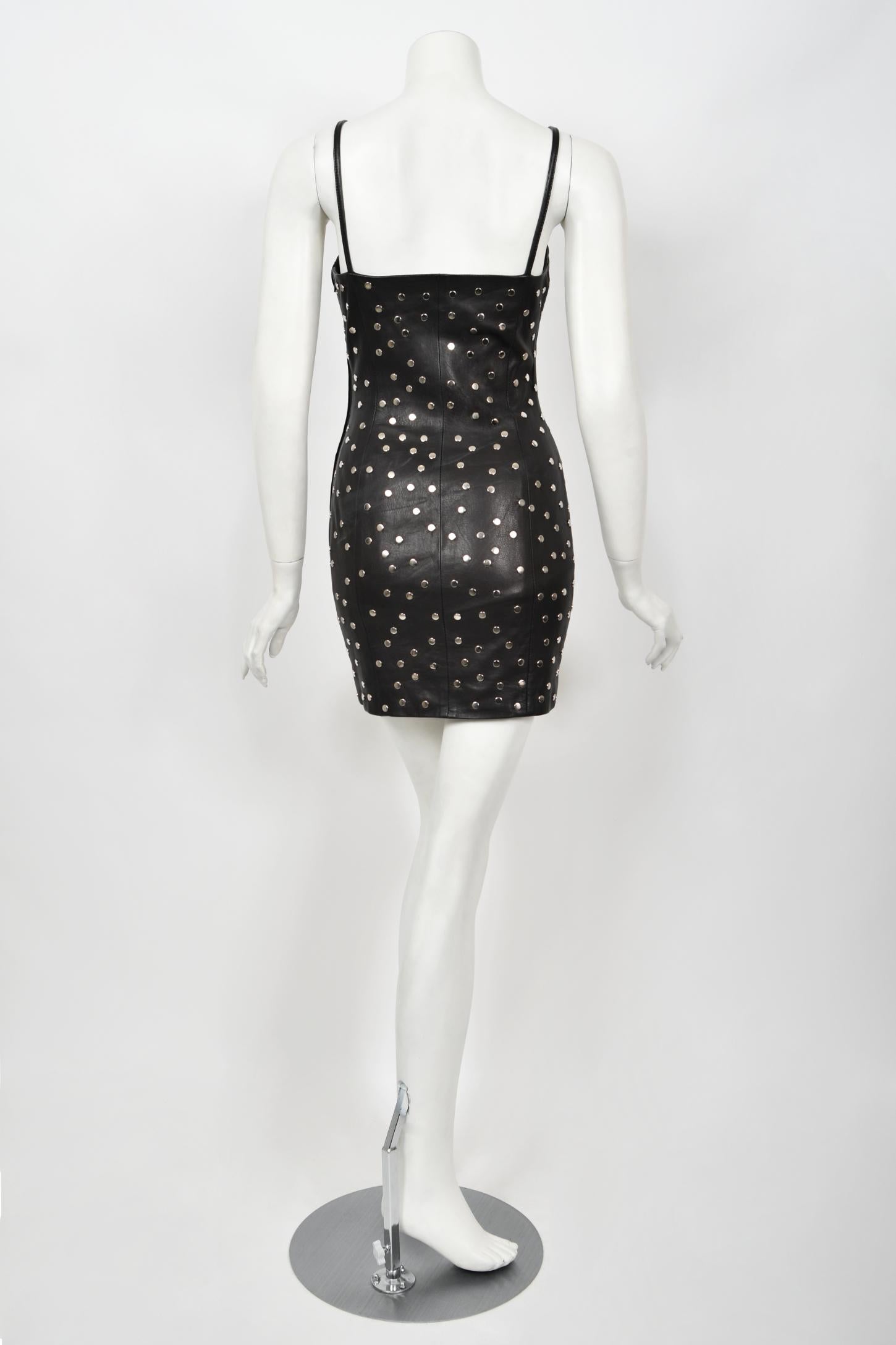 Vintage 1991 Dolce & Gabbana Documented Runway Studded Black Leather Mini Dress en vente 10