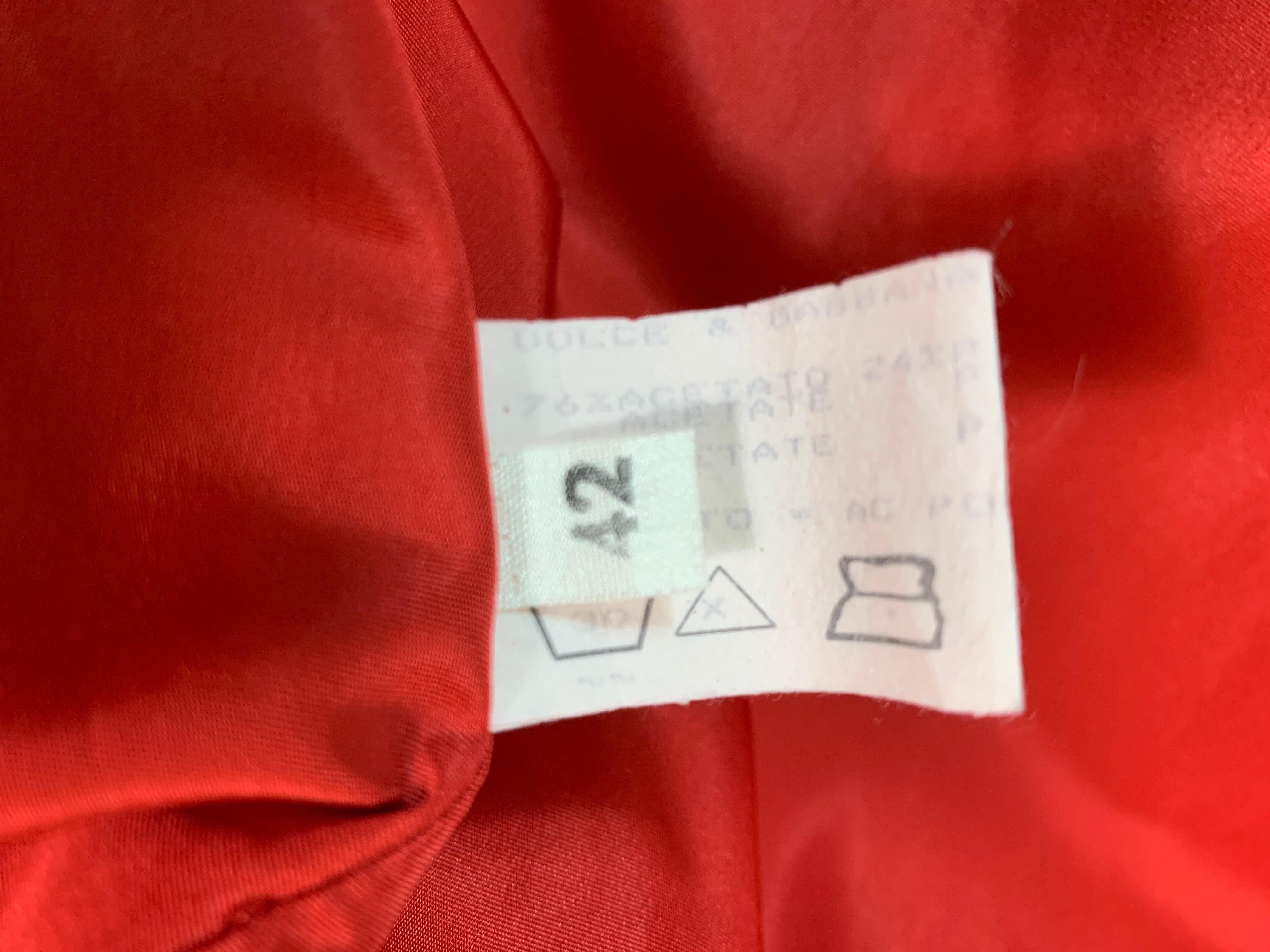 Dolce & Gabbana Roter Satin Puffy Opera Coat Jacke, 1991 1