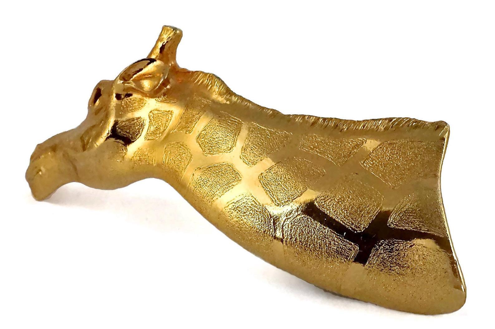 Vintage 1992 CHRISTOPHER ROSS Sculpture Giraffe Belt Buckle For Sale 2