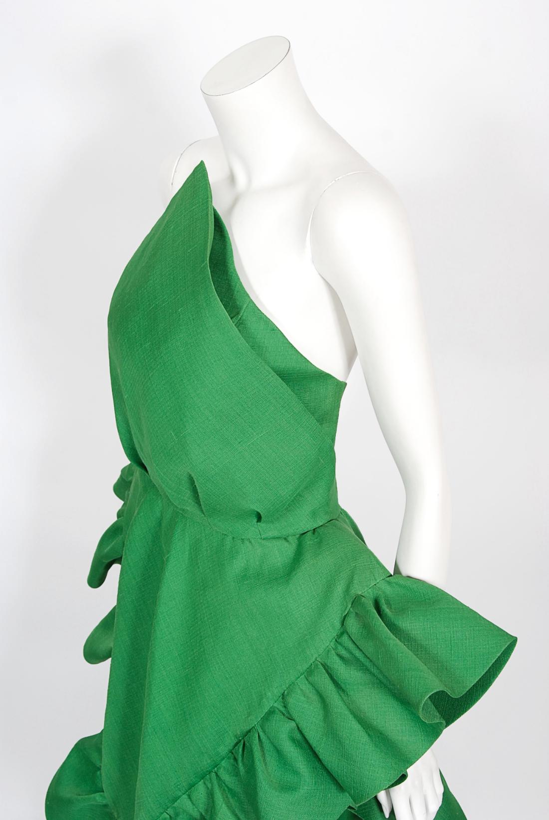 Vintage 1987 Pierre Cardin Haute Couture Green Silk-Linen Sculptural Ruffle Gown 1