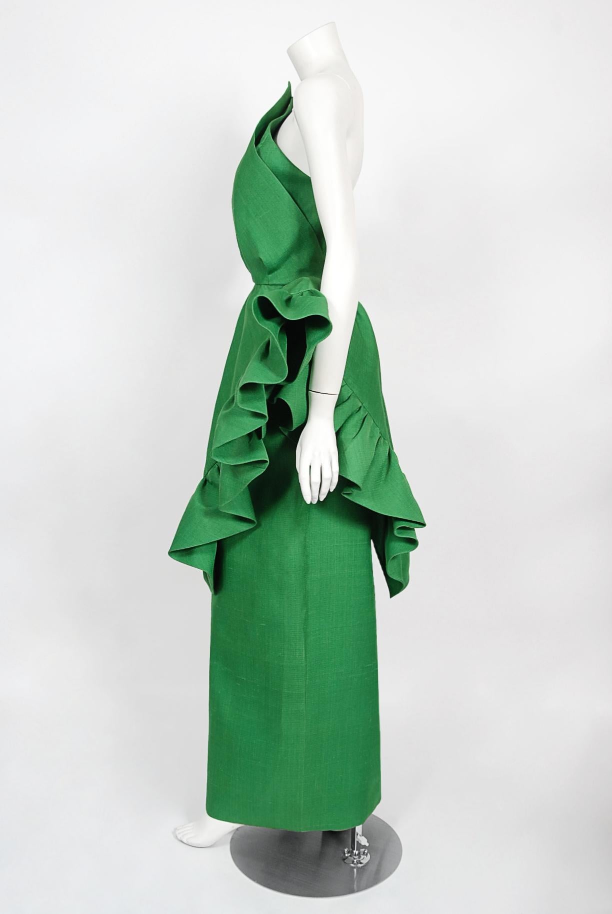 Vintage 1987 Pierre Cardin Haute Couture Green Silk-Linen Sculptural Ruffle Gown 3