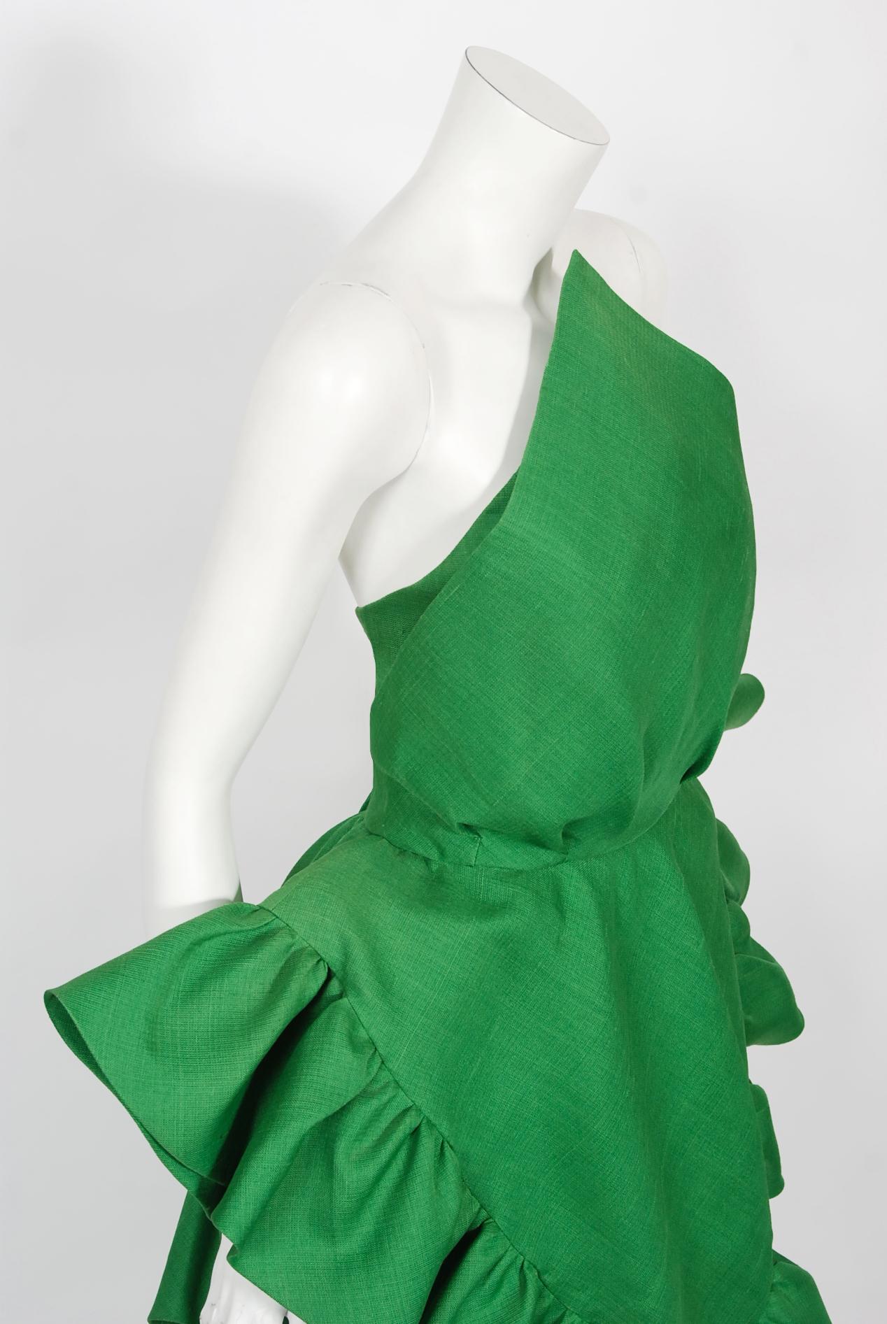 Vintage 1987 Pierre Cardin Haute Couture Green Silk-Linen Sculptural Ruffle Gown 5
