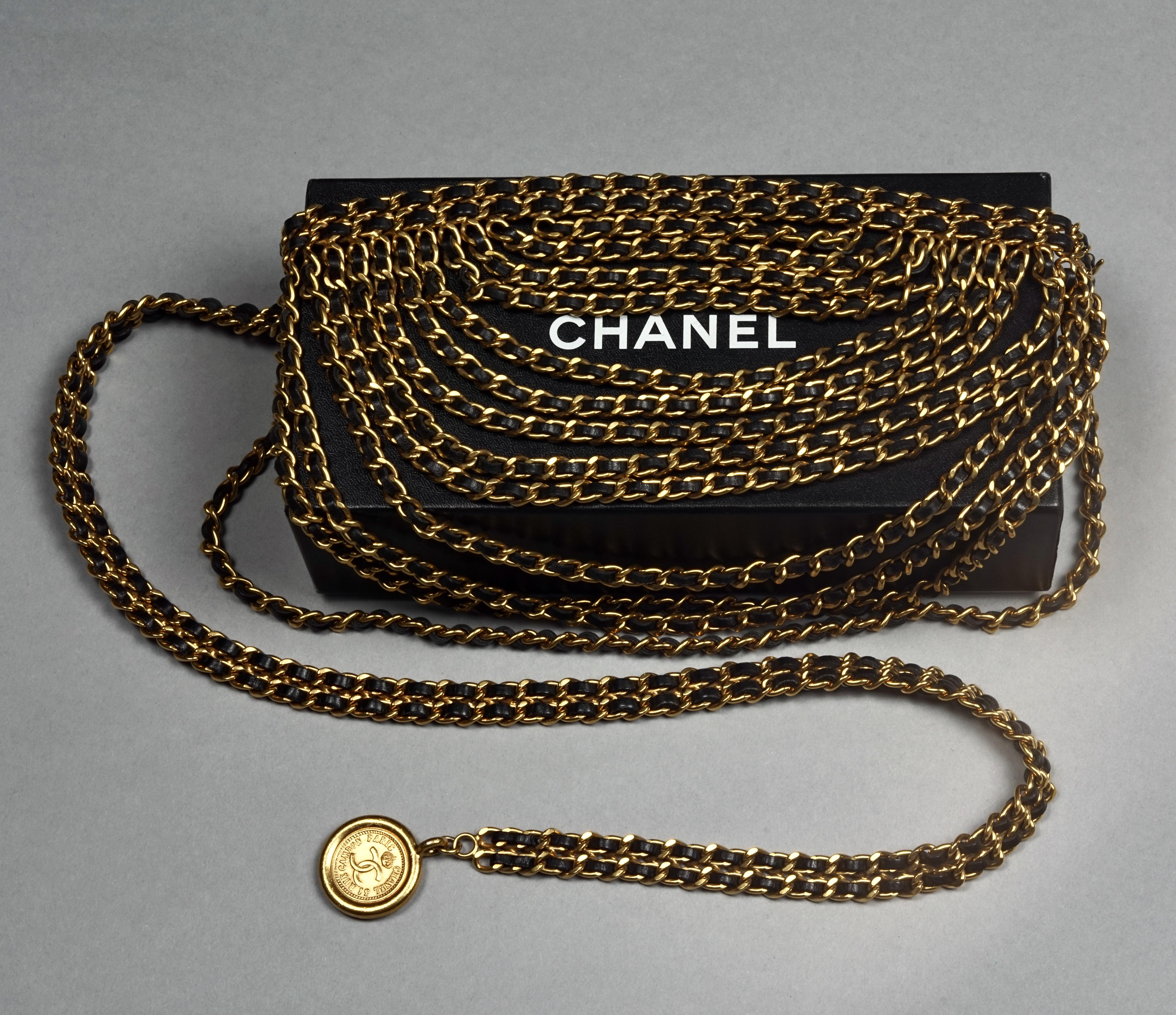Women's Vintage 1993 CHANEL Classic 15 Chain Leather Tiered Medallion Belt