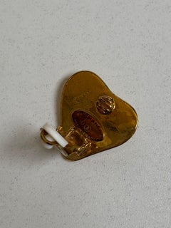 Vintage 1993 Boucles d'oreilles Chanel CC avec coeur en or