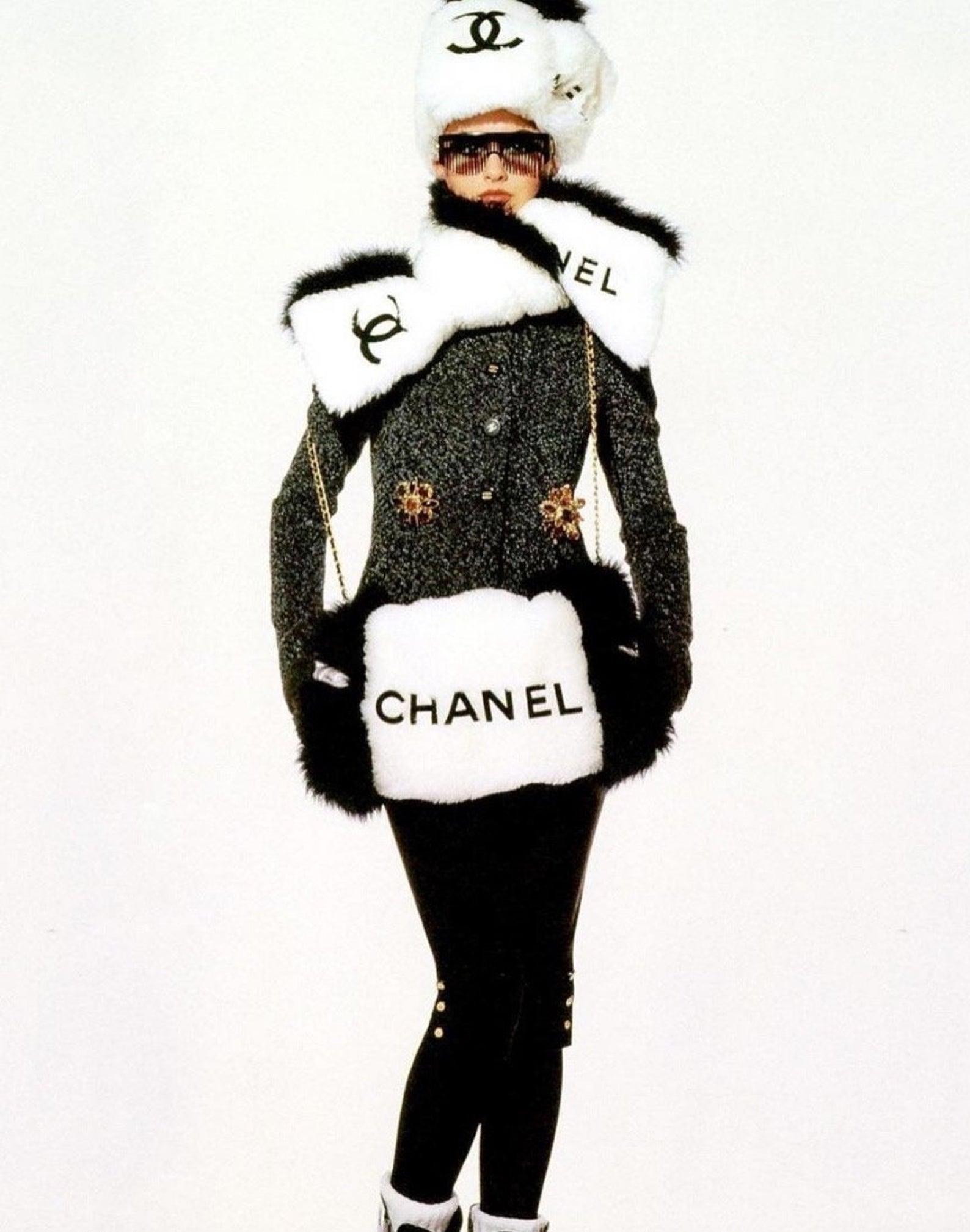 Vintage 1993 CHANEL Logo Comb Futuristic Sunglasses As Seen On Lady Gaga 2