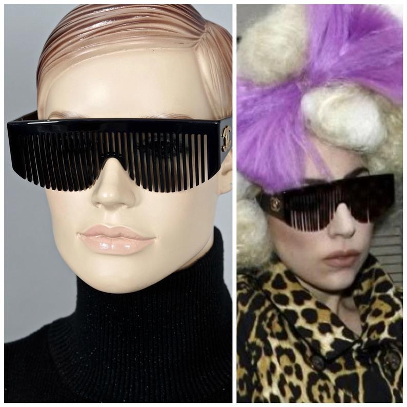 Vintage 1993 CHANEL Logo Comb Futuristic Sunglasses As Seen On Lady Gaga In Excellent Condition In Kingersheim, Alsace
