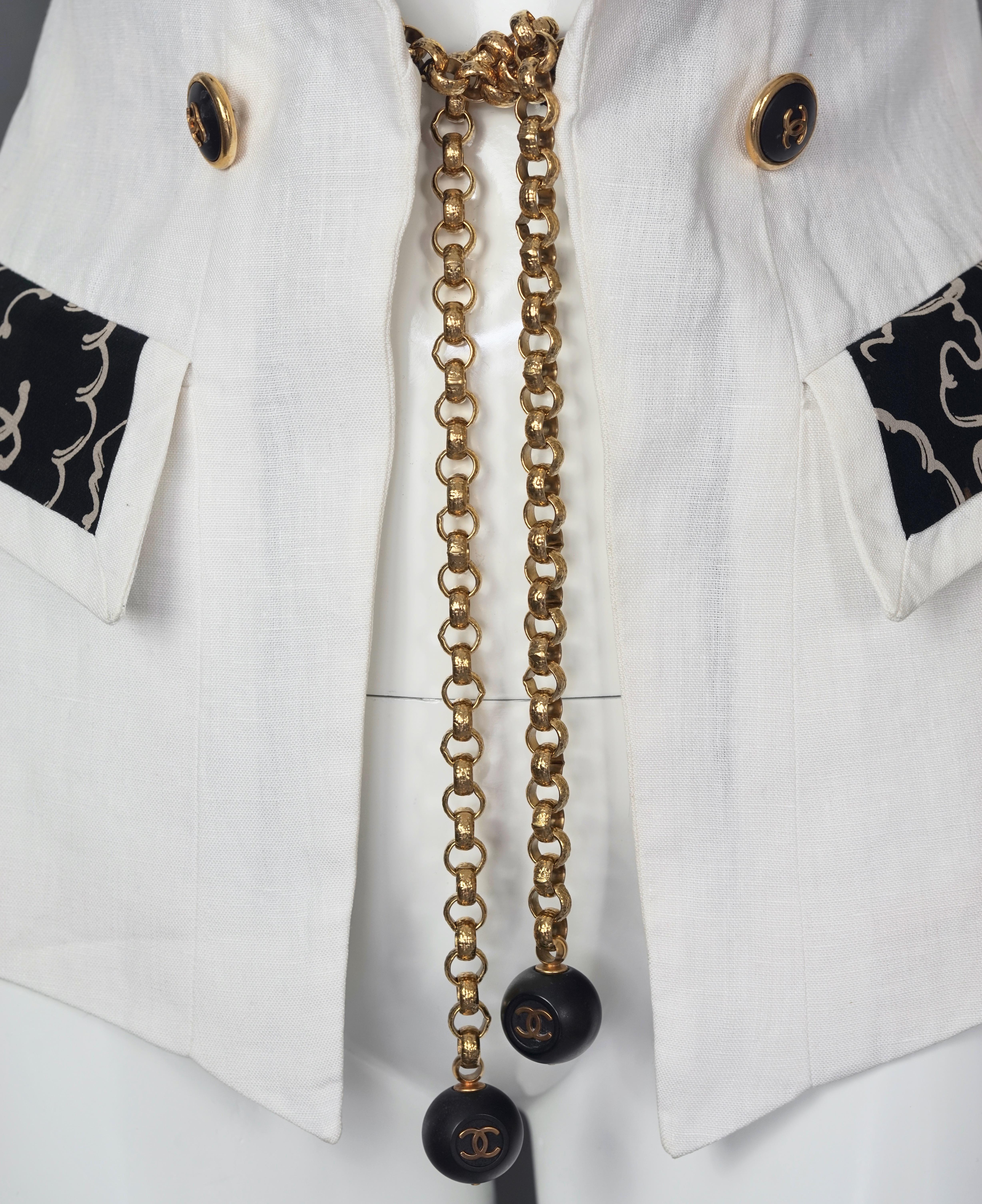 Gray Vintage 1993 CHANEL White Linen Logo Silk Lining CC Chain Button Jacket For Sale