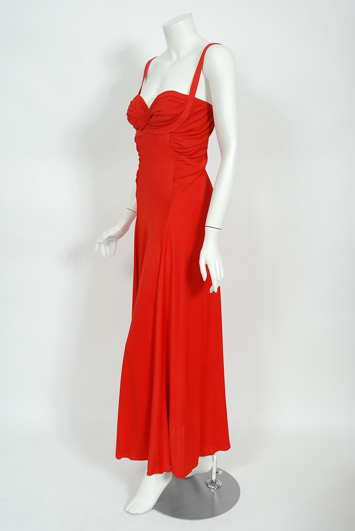 Vintage 1993 Gianni Versace Couture Documented Red Silk Bustier High-Slits Gown In Good Condition In Beverly Hills, CA