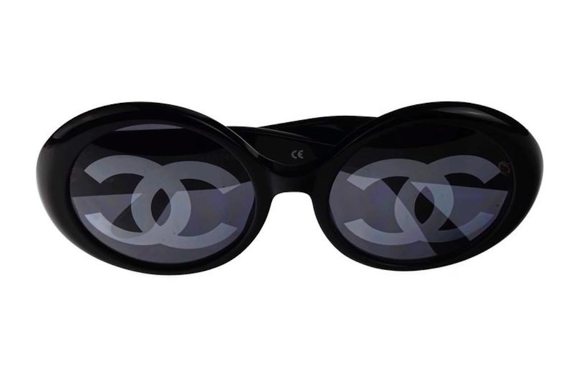 chanel sunglasses with cc logo