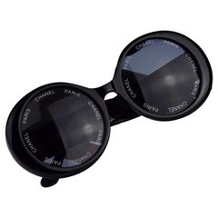Vintage 1993 Iconique CHANEL PARIS Lens Round Black Sunglasses As Seen On Rihana