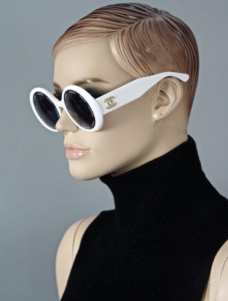 Vintage 1993 Iconic CHANEL PARIS Lens Round White Sunglasses As Seen On Rihana 2