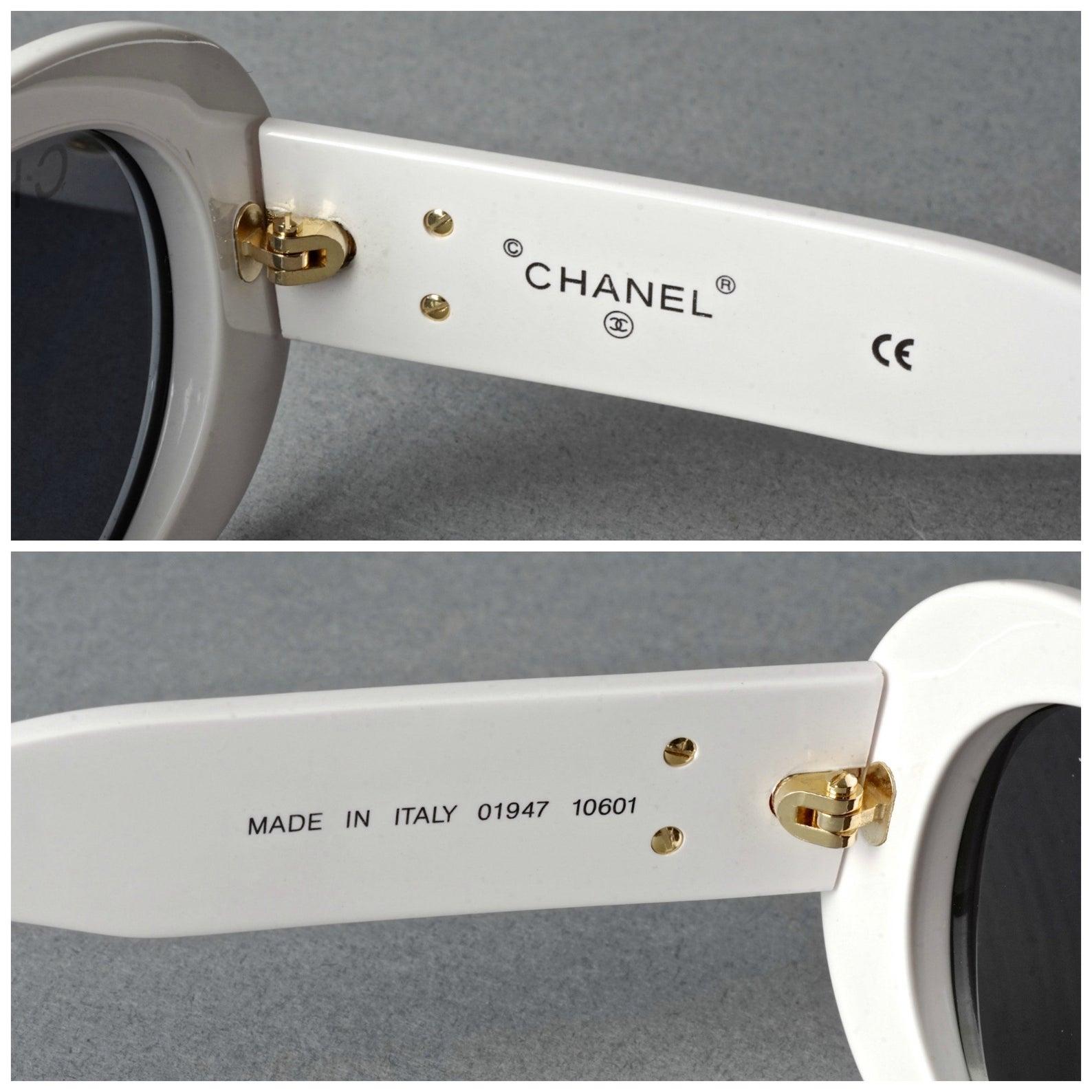 Women's or Men's Vintage 1993 Iconic CHANEL PARIS Spelled White Sunglasses For Sale