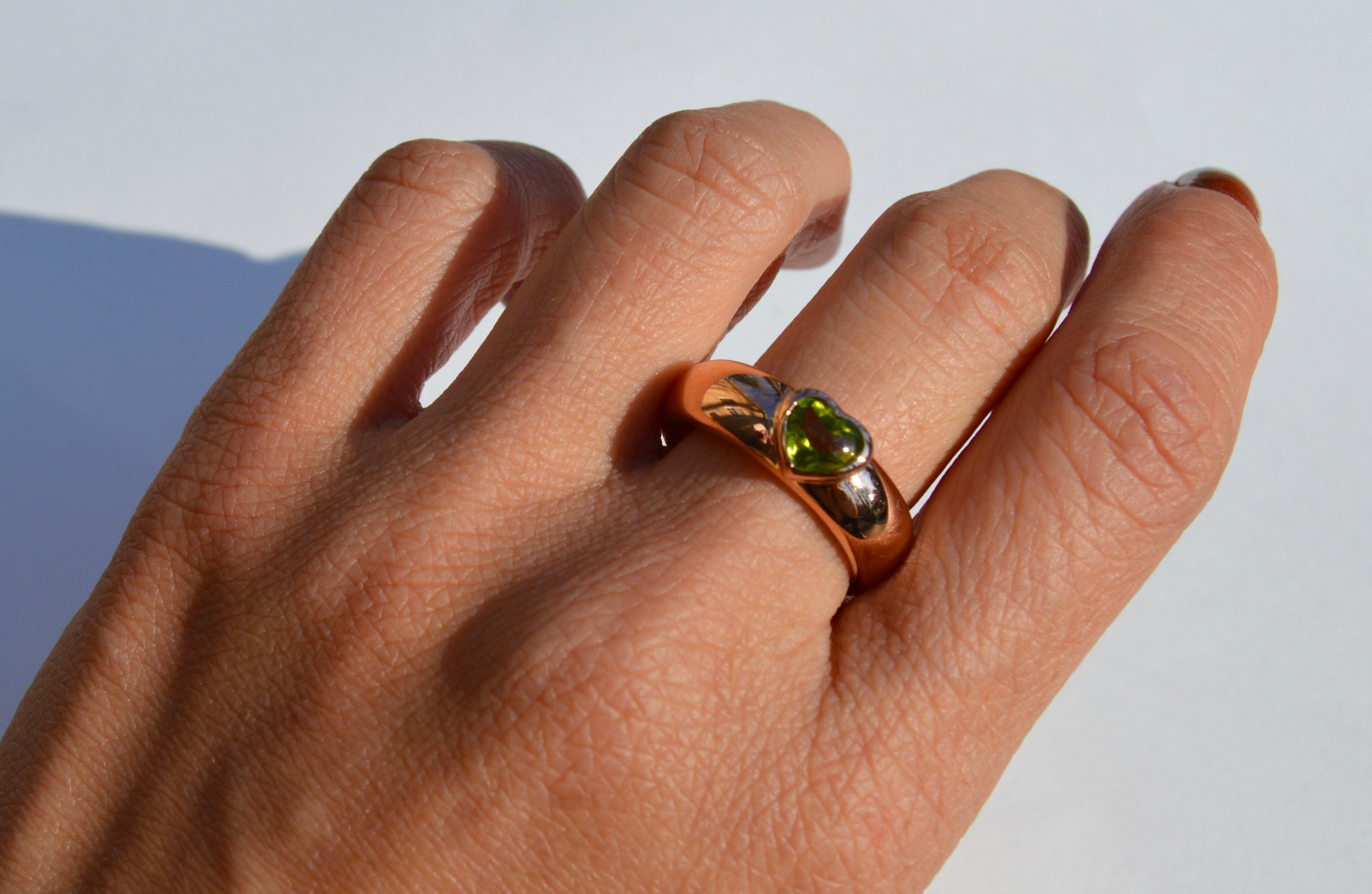Modern Vintage 1993 Tiffany & Co. 18 Karat Rose Gold .74 Carat Peridot Heart Ring