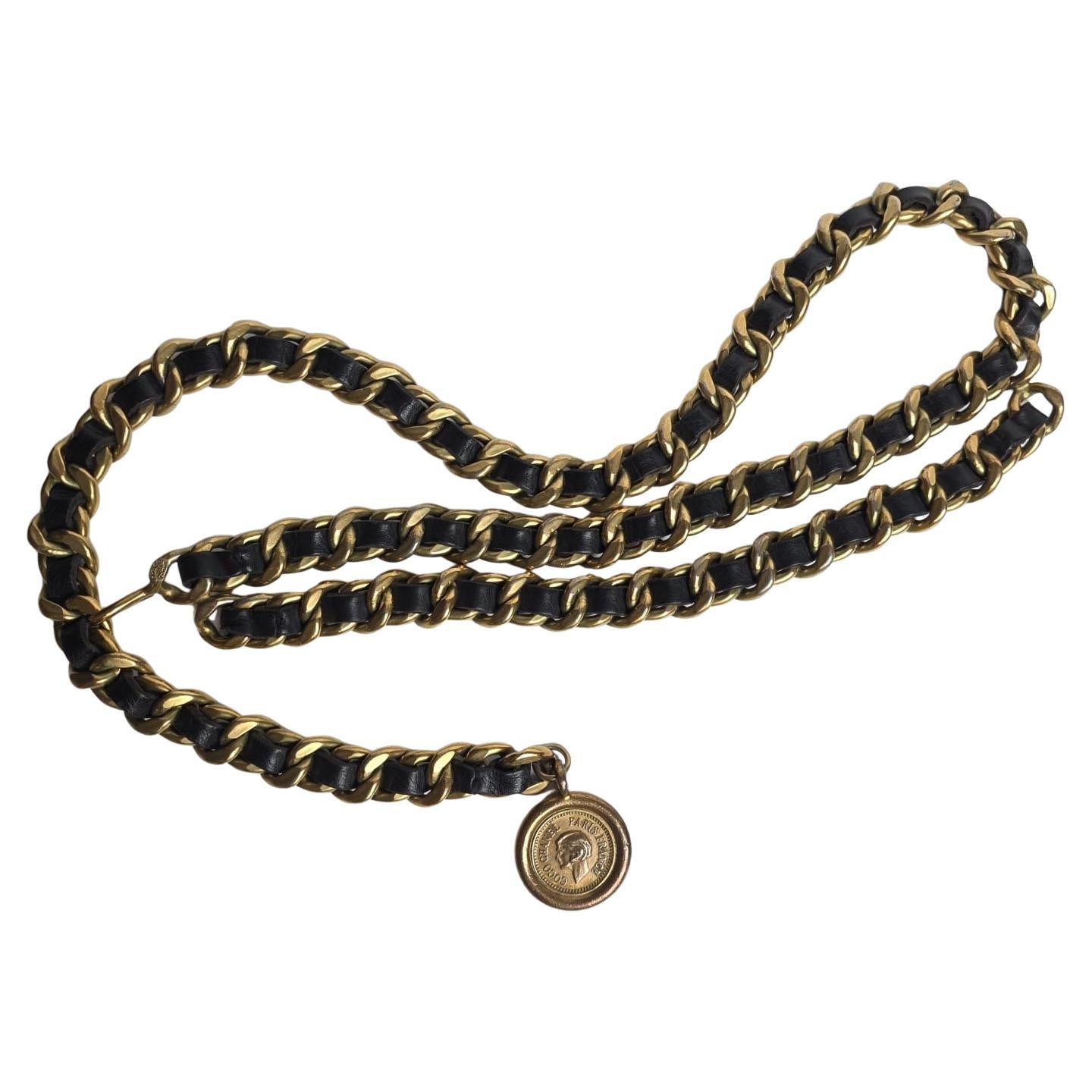 Vintage 1994 Chanel Chunky Leather Entwined Chain Layered Belt en venta