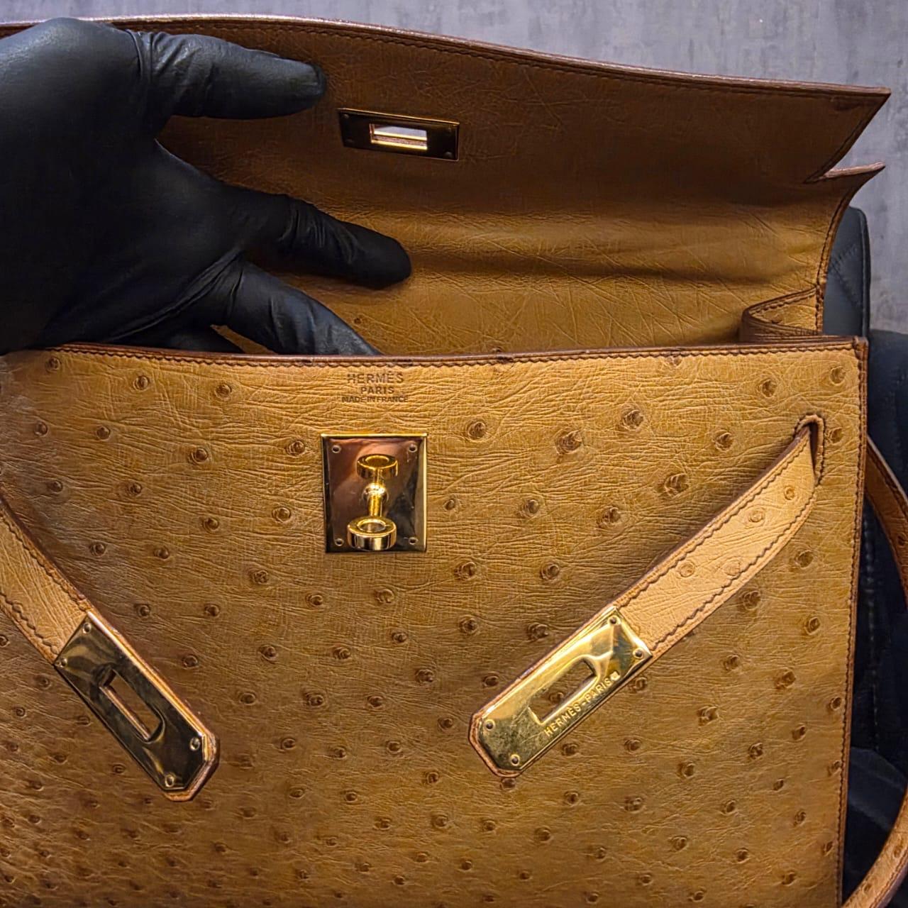 Vintage 1994 Hermes Bolso Kelly 32 Avestruz Castaño en venta 5