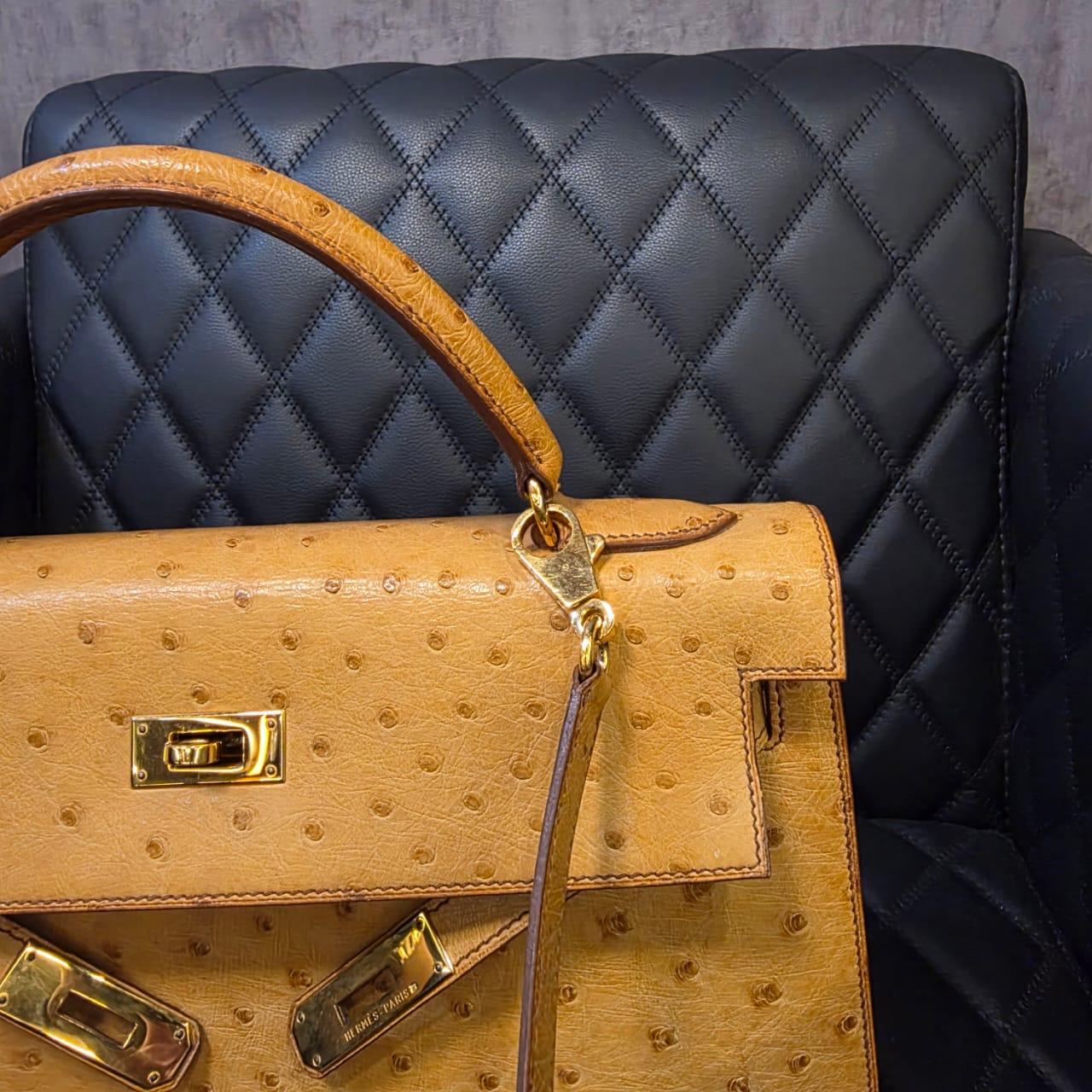 Vintage 1994 Hermes Bolso Kelly 32 Avestruz Castaño en venta 6