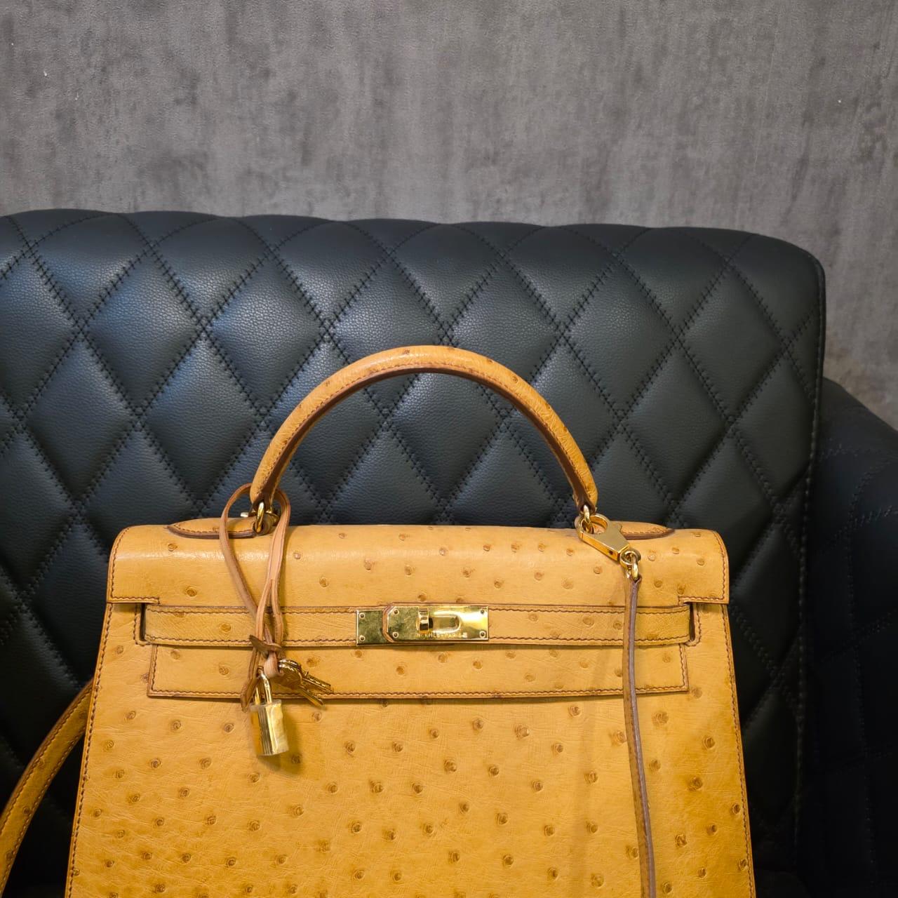 Vintage 1994 Hermes Bolso Kelly 32 Avestruz Castaño en venta 7