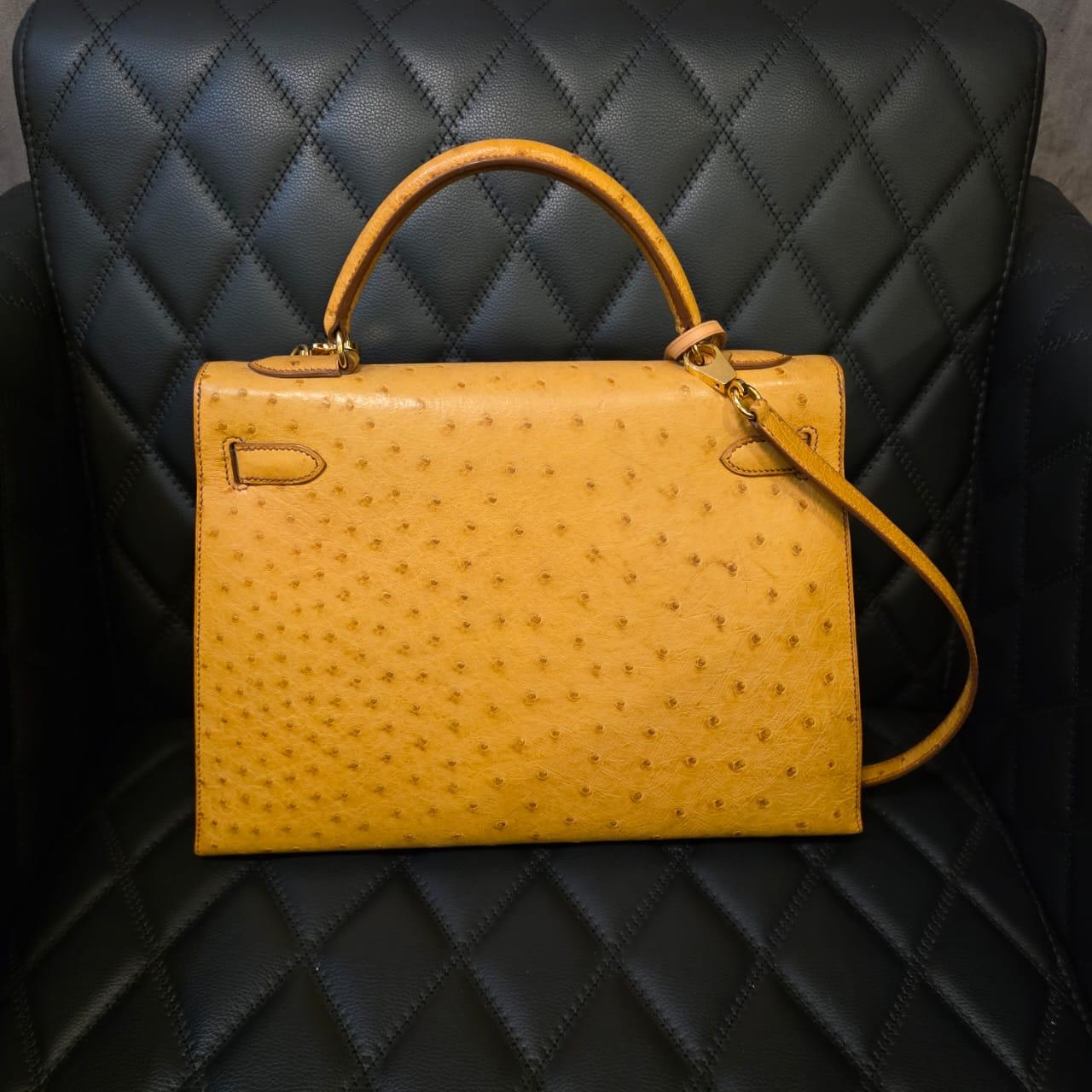 Vintage 1994 Hermes Bolso Kelly 32 Avestruz Castaño en venta 10