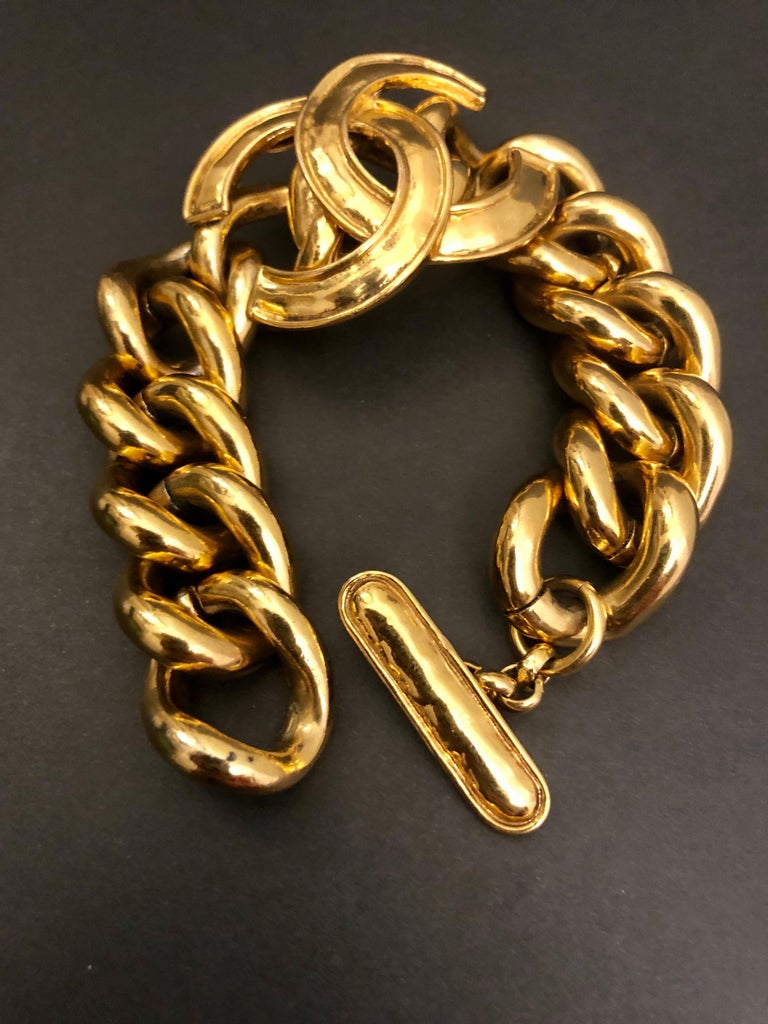 1994 Vintage CHANEL Gold Toned CC Chain Link Bracelet For Sale at 1stDibs chanel gold link