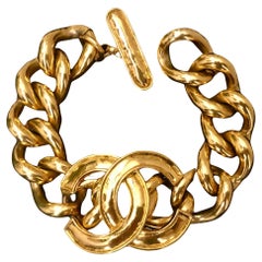 CHANEL Bracelet à maillons vintage en or et or avec logo CC, 1994 