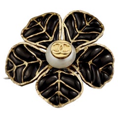 Vintage 1995 CHANEL Logo Camellia Flower Pearl Gripoix Brooch