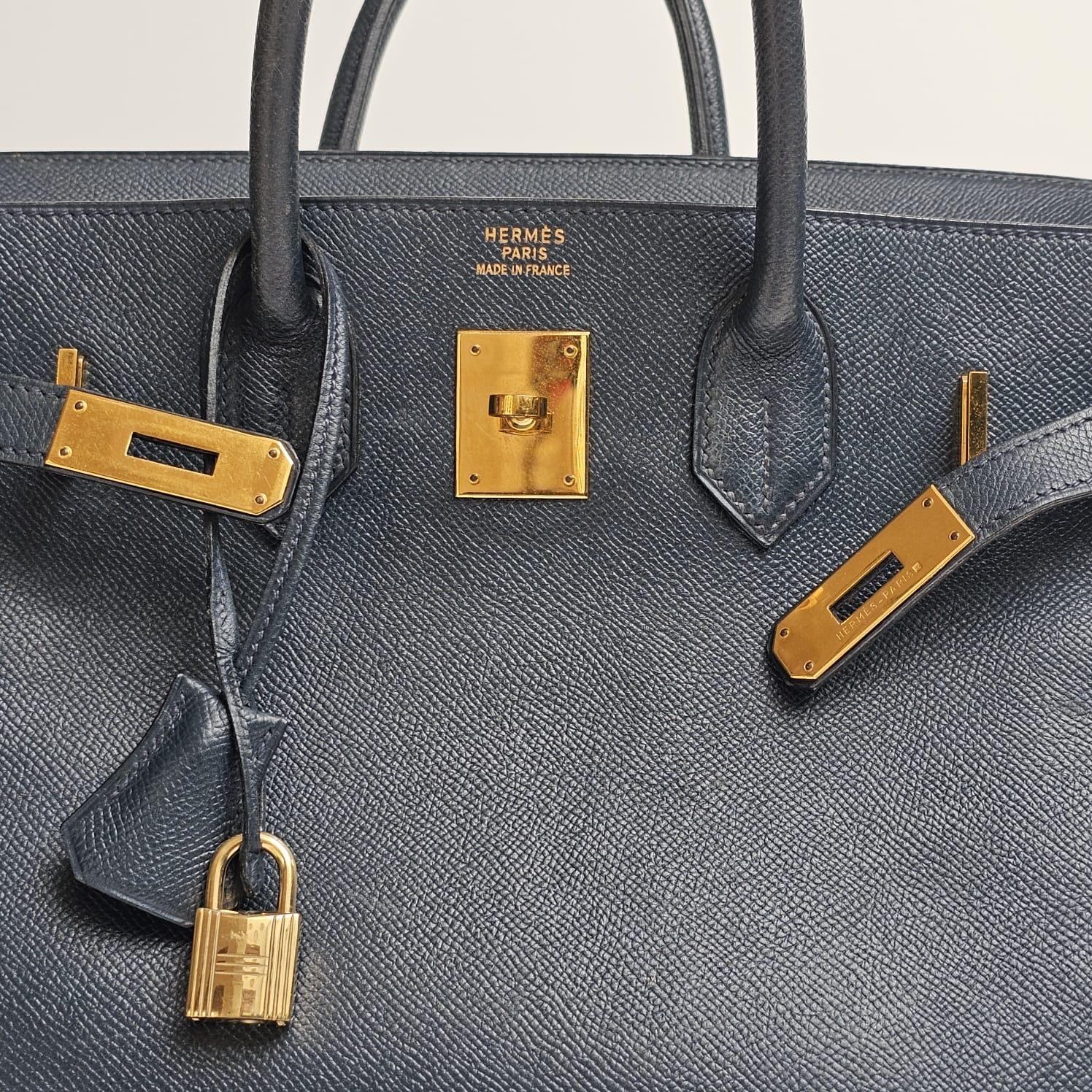 Bolso Vintage 1995 Hermes Birkin HAC 32 Lisse Piel Azul Zafiro en venta 10