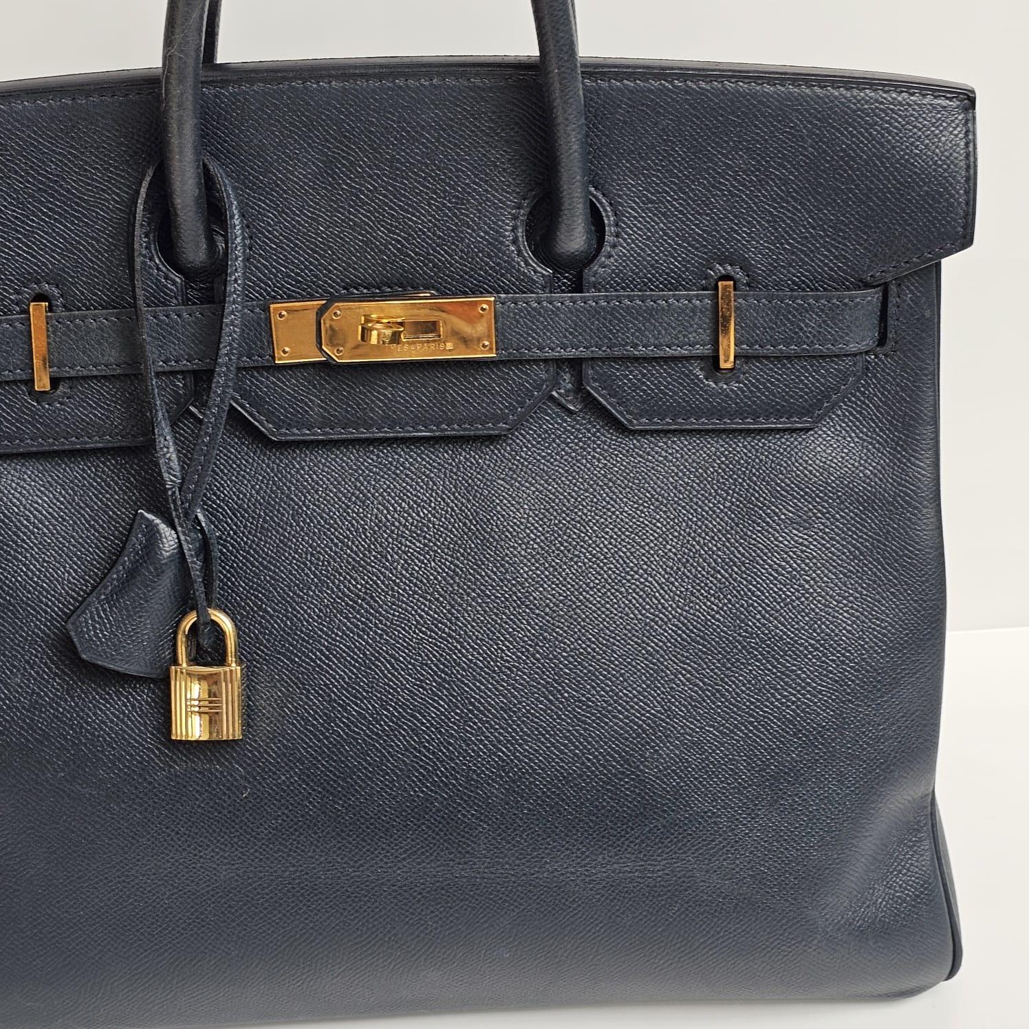 Bolso Vintage 1995 Hermes Birkin HAC 32 Lisse Piel Azul Zafiro en venta 16