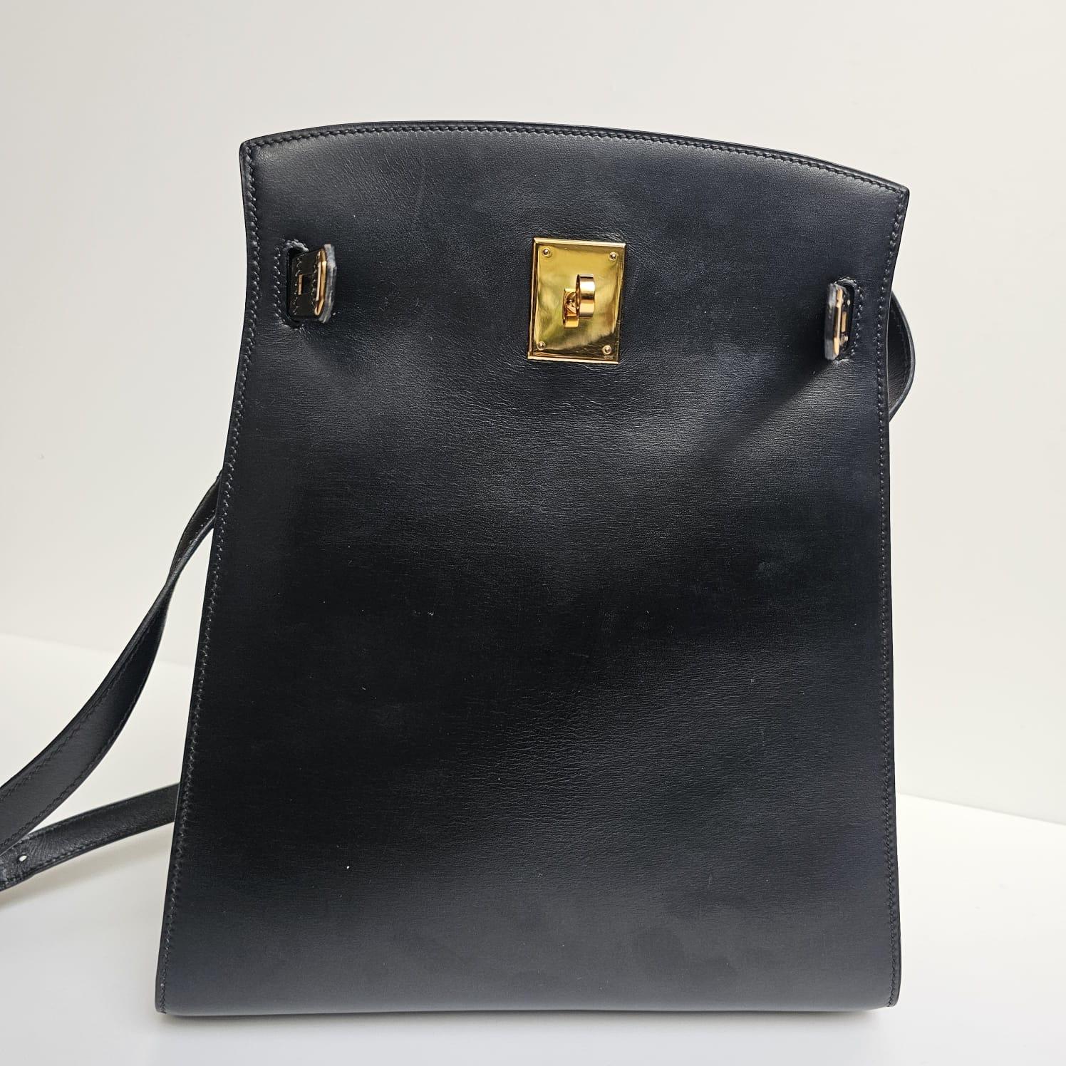 Vintage 1995 Hermes Black Box Leather Kelly Sport MM Bag For Sale 10