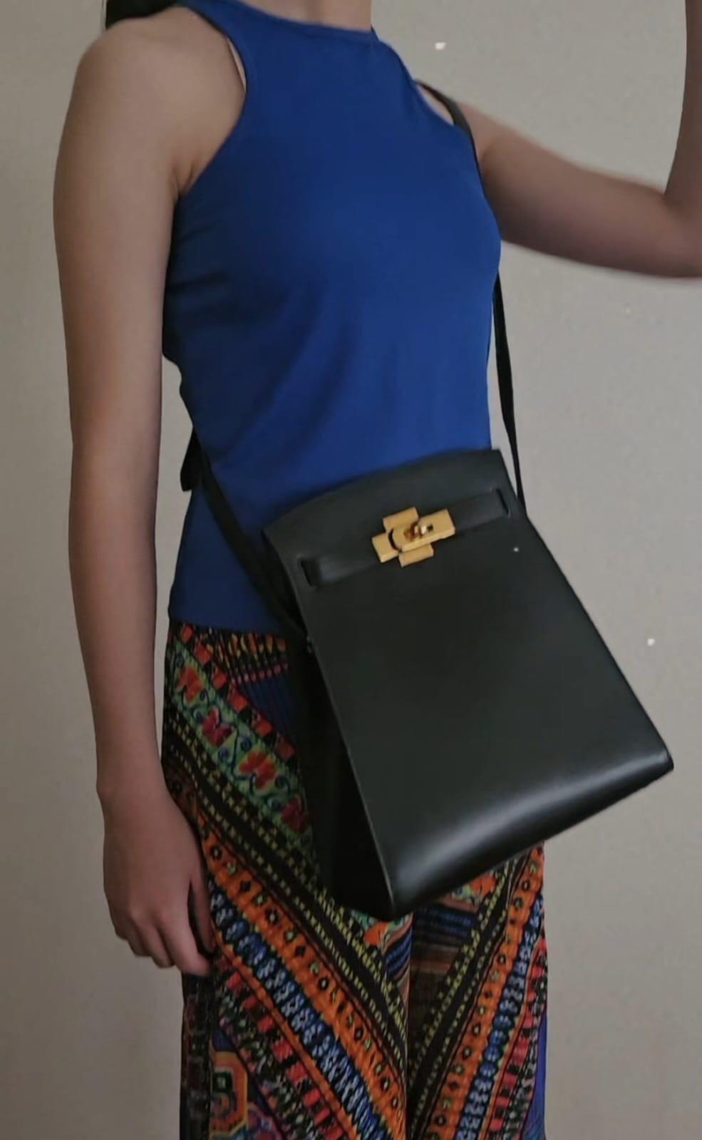 Vintage 1995 Hermes Black Box Leather Kelly Sport MM Bag For Sale 14