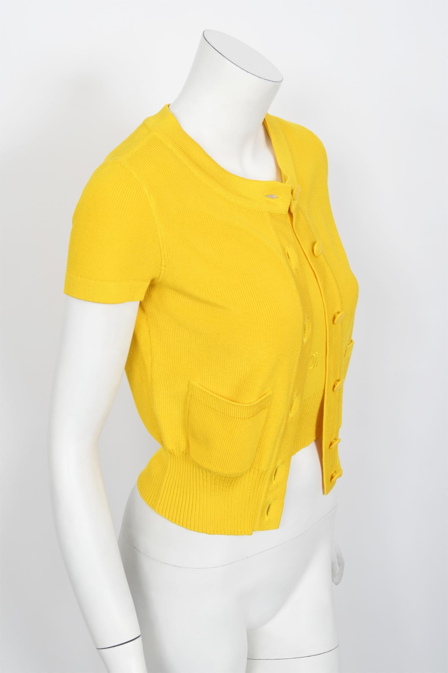 Vintage 1996 Chanel by Karl Lagerfeld Runway Yellow Knit Cropped Sweater Set  8