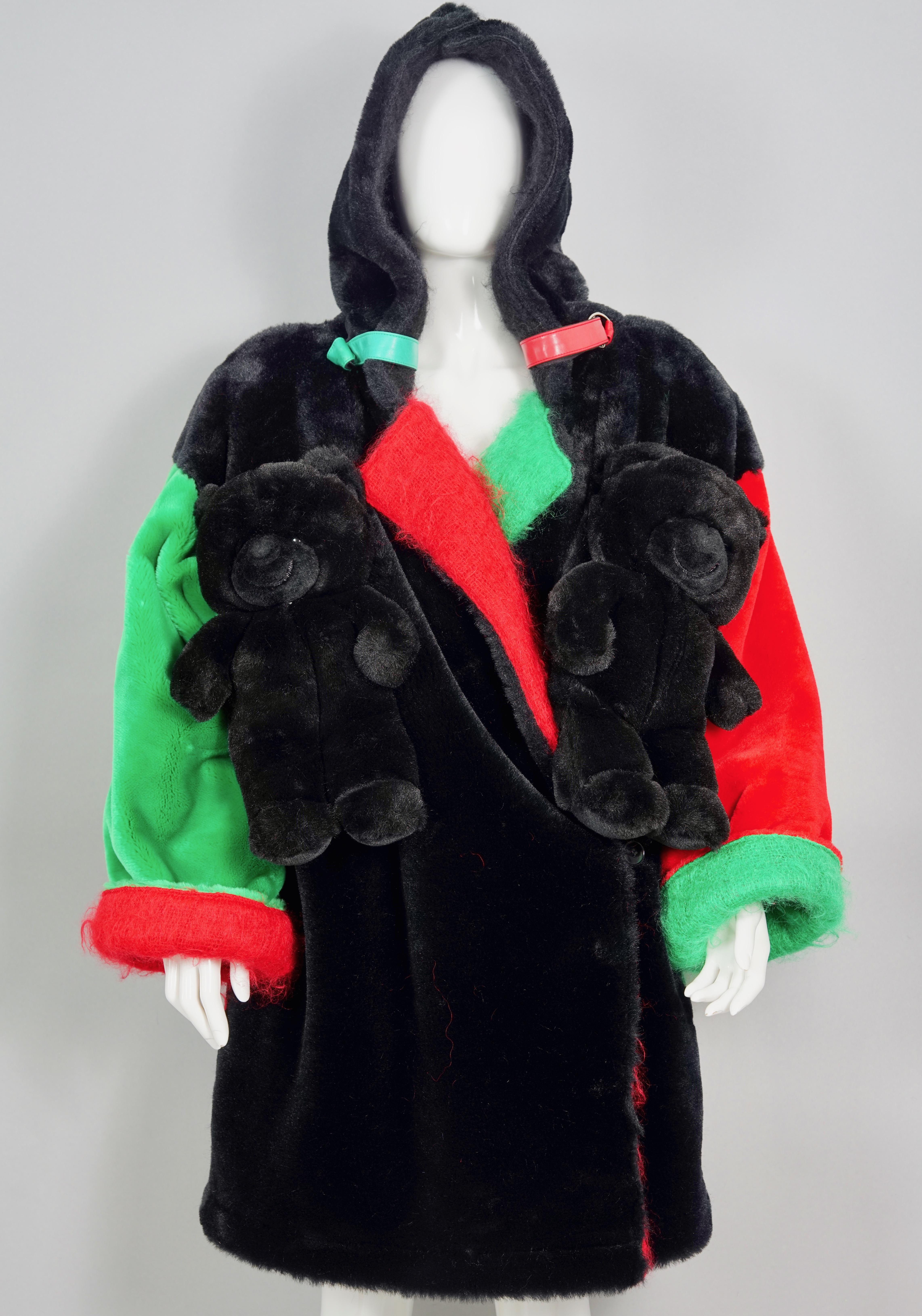 Femenino o masculino Vintage 1996 JEANS CHARLES de CASTELBAJAC Ko and Co Famoso abrigo de osito de peluche en venta