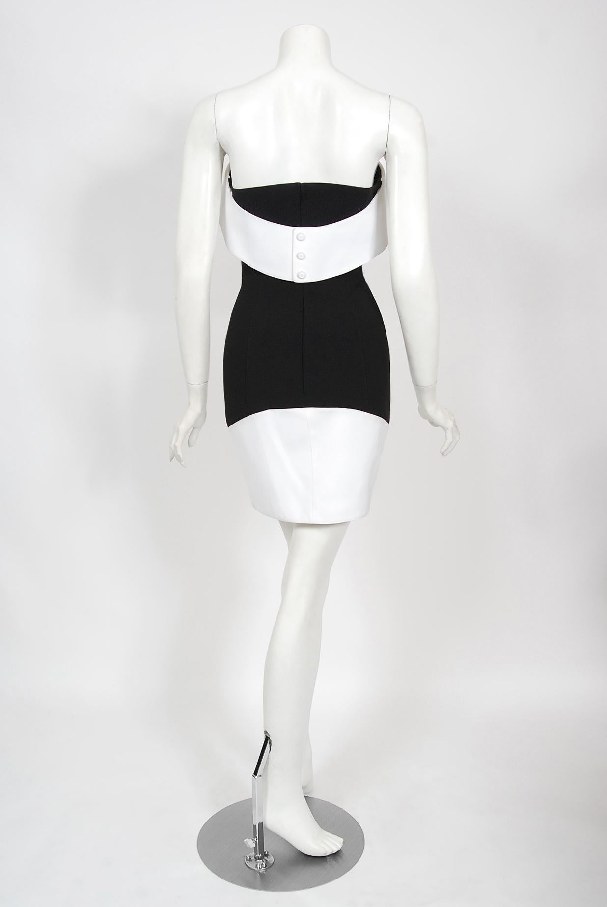 1996 Thierry Mugler Couture Archival Black White Futuristic Strapless Mini Dress For Sale 2