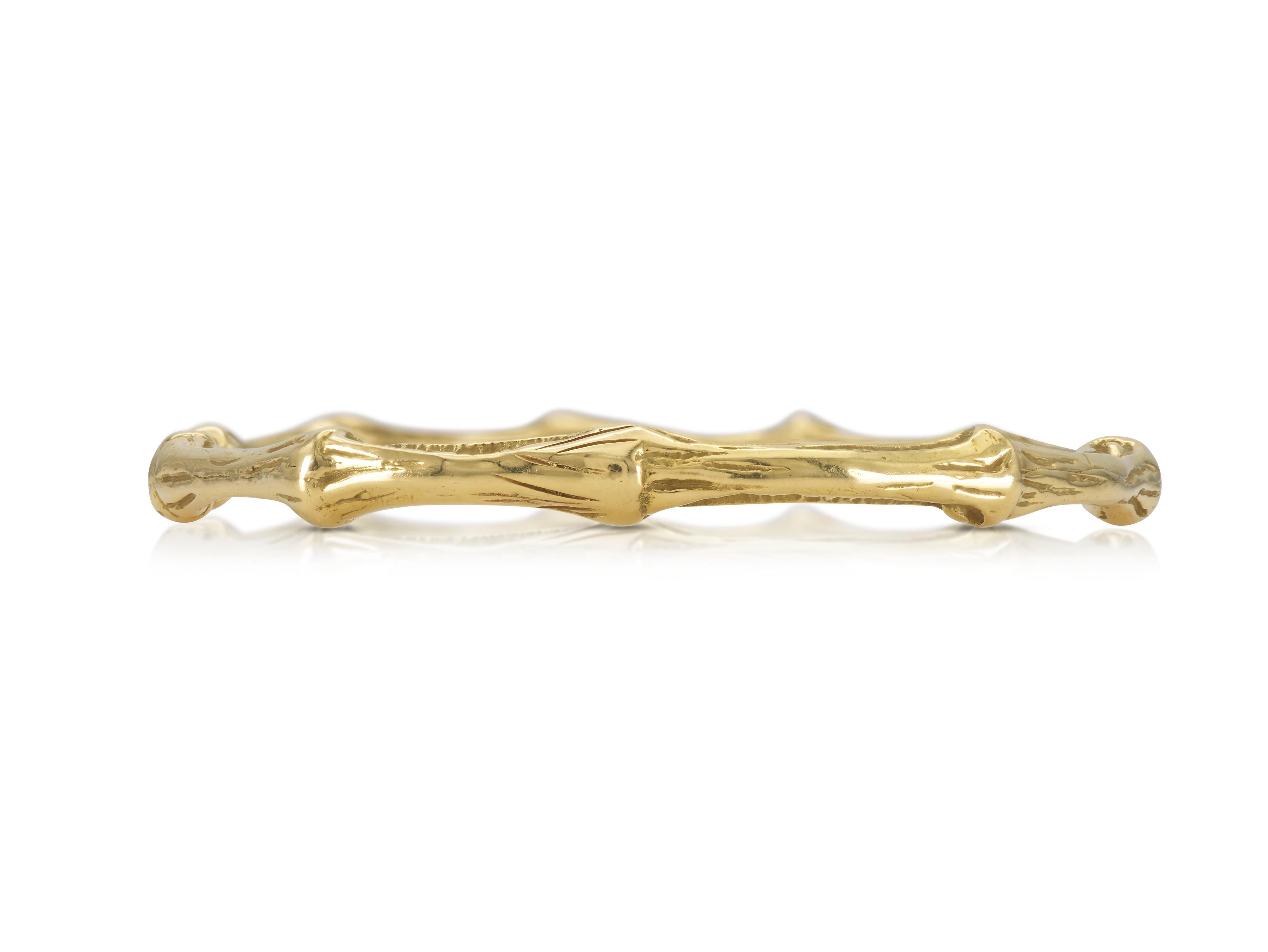 Fein ausgearbeitet in 18k Gelbgold.
Signiert von Tiffany & Co.
Ca. 1996
Größe 7 1/4 Zoll