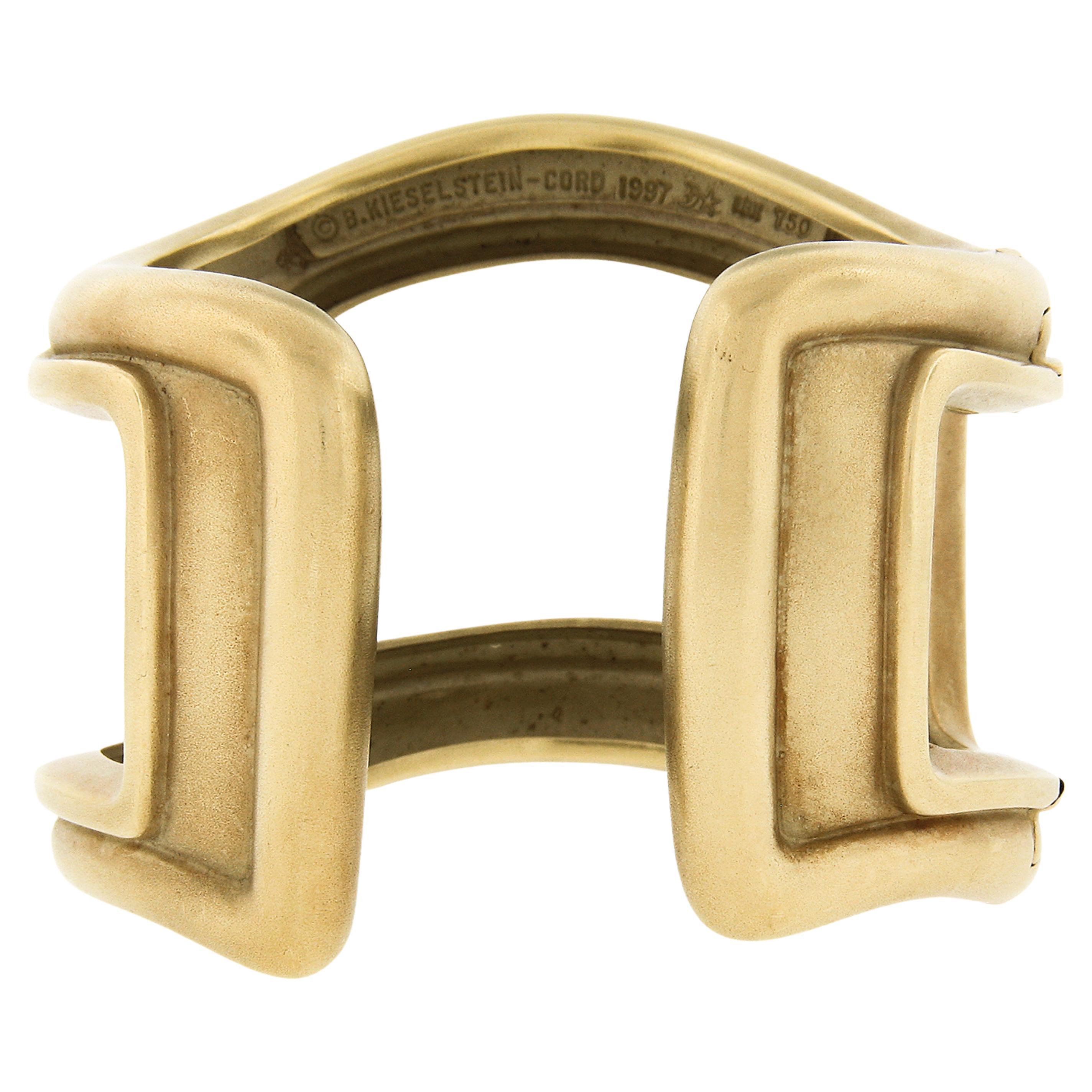 Vintage 1997 B Kieselstein Cord 18k Gold Matte Wide Open Hinged Cuff Bracelet In Good Condition In Montclair, NJ