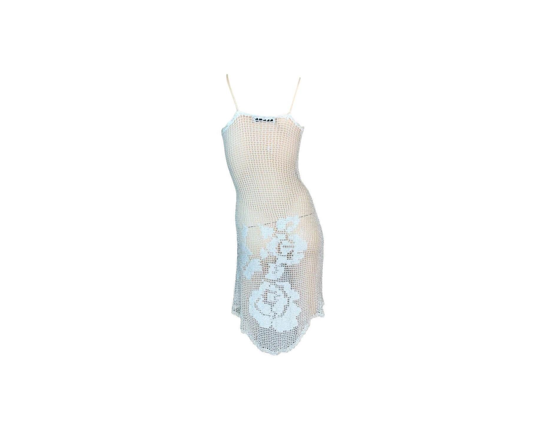 Vintage 1997 Dolce & Gabbana Sheer Ivory Crochet Floral Plunging Wiggle Dress In Good Condition In Yukon, OK