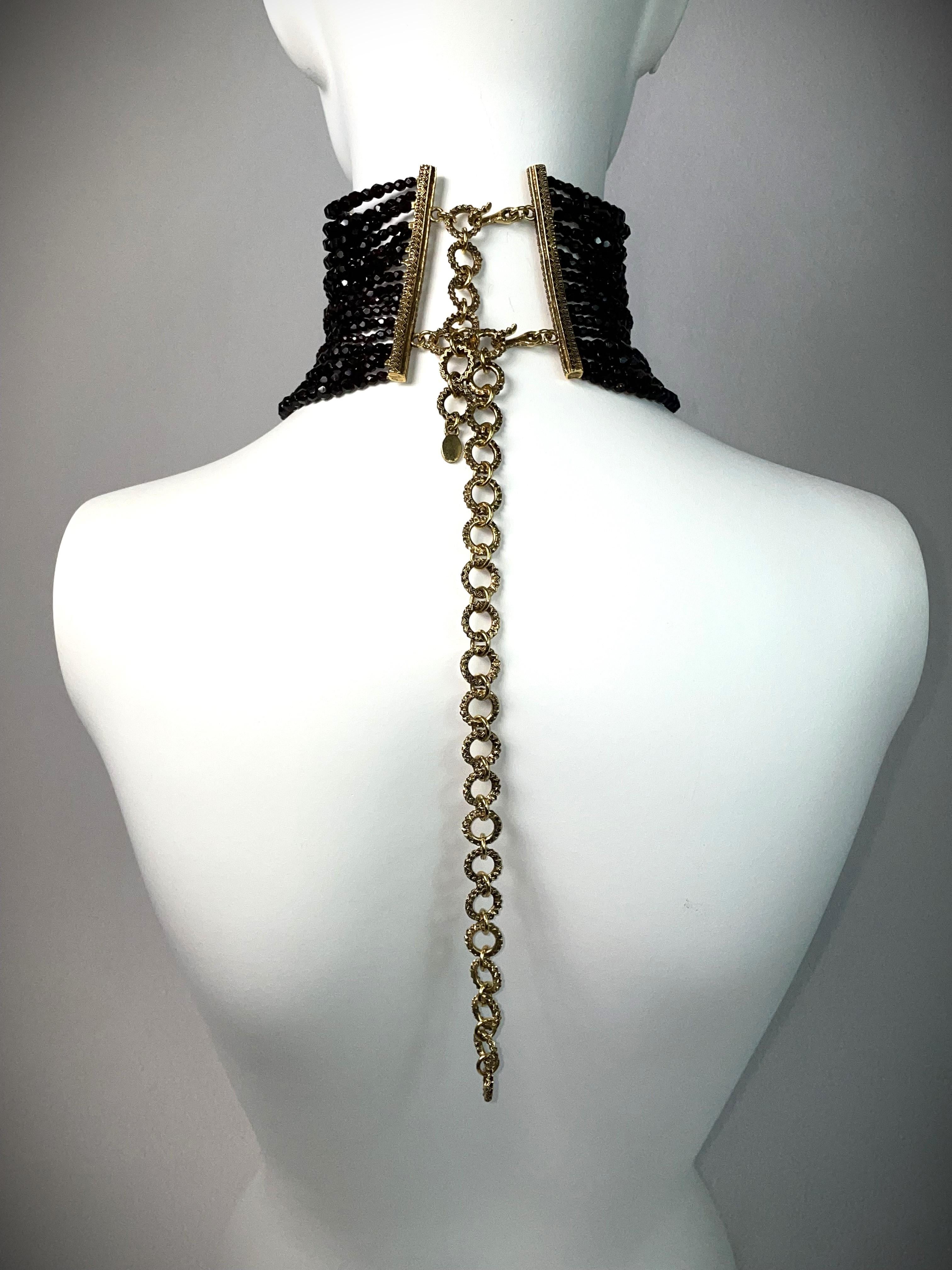 dior blood pearl necklace