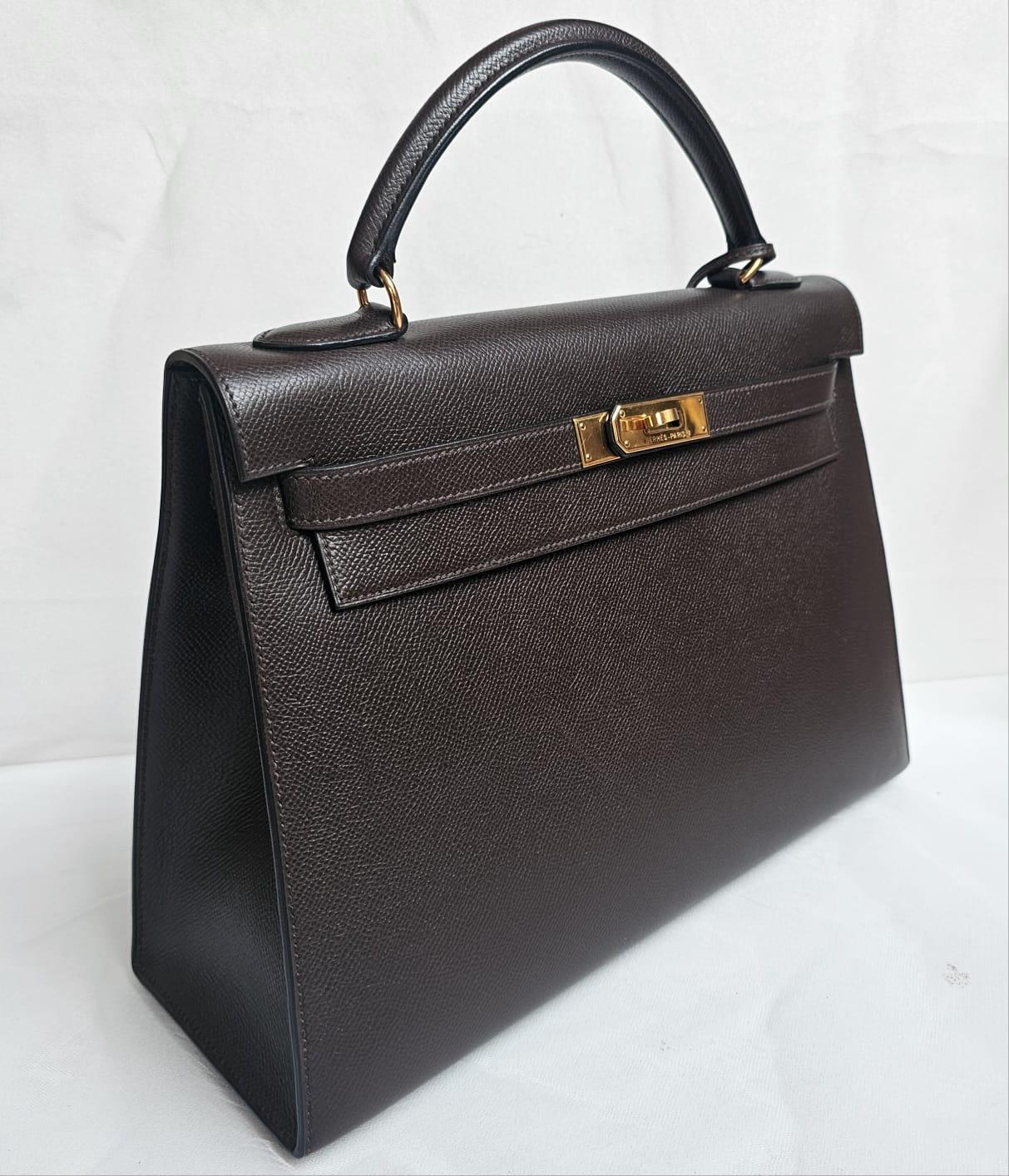 Women's or Men's Vintage 1998 Hermes Lisse Leather Cacao Kelly 32 Bag