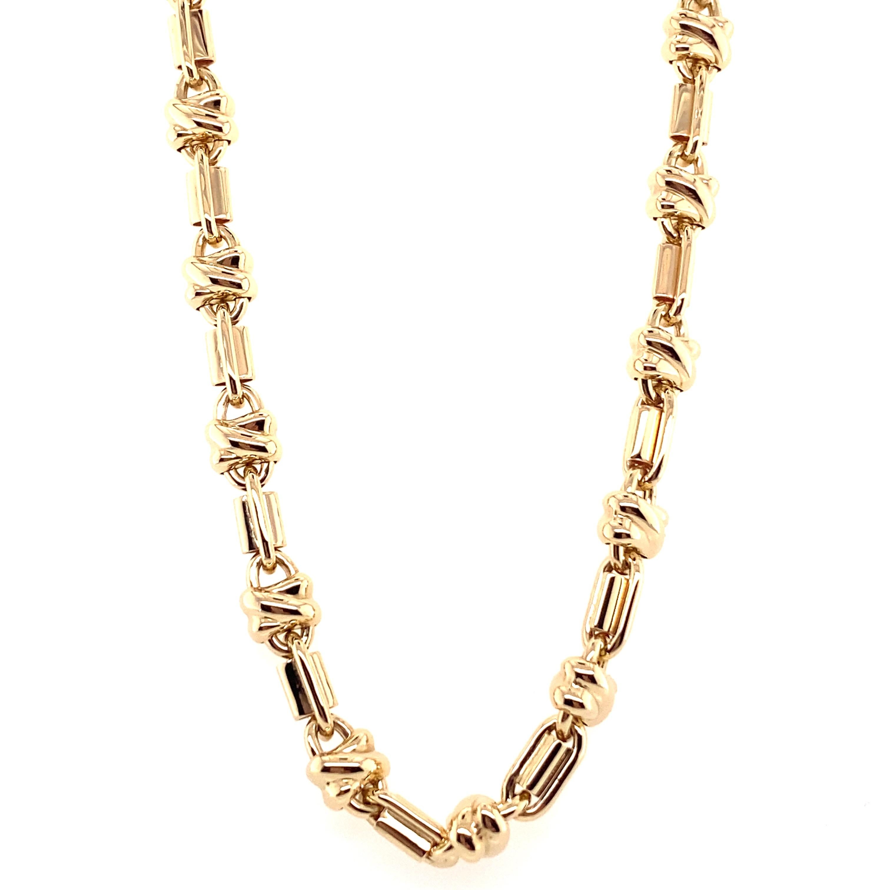 Modern Vintage 1999 14 Karat Yellow Gold Italian Link Necklace For Sale