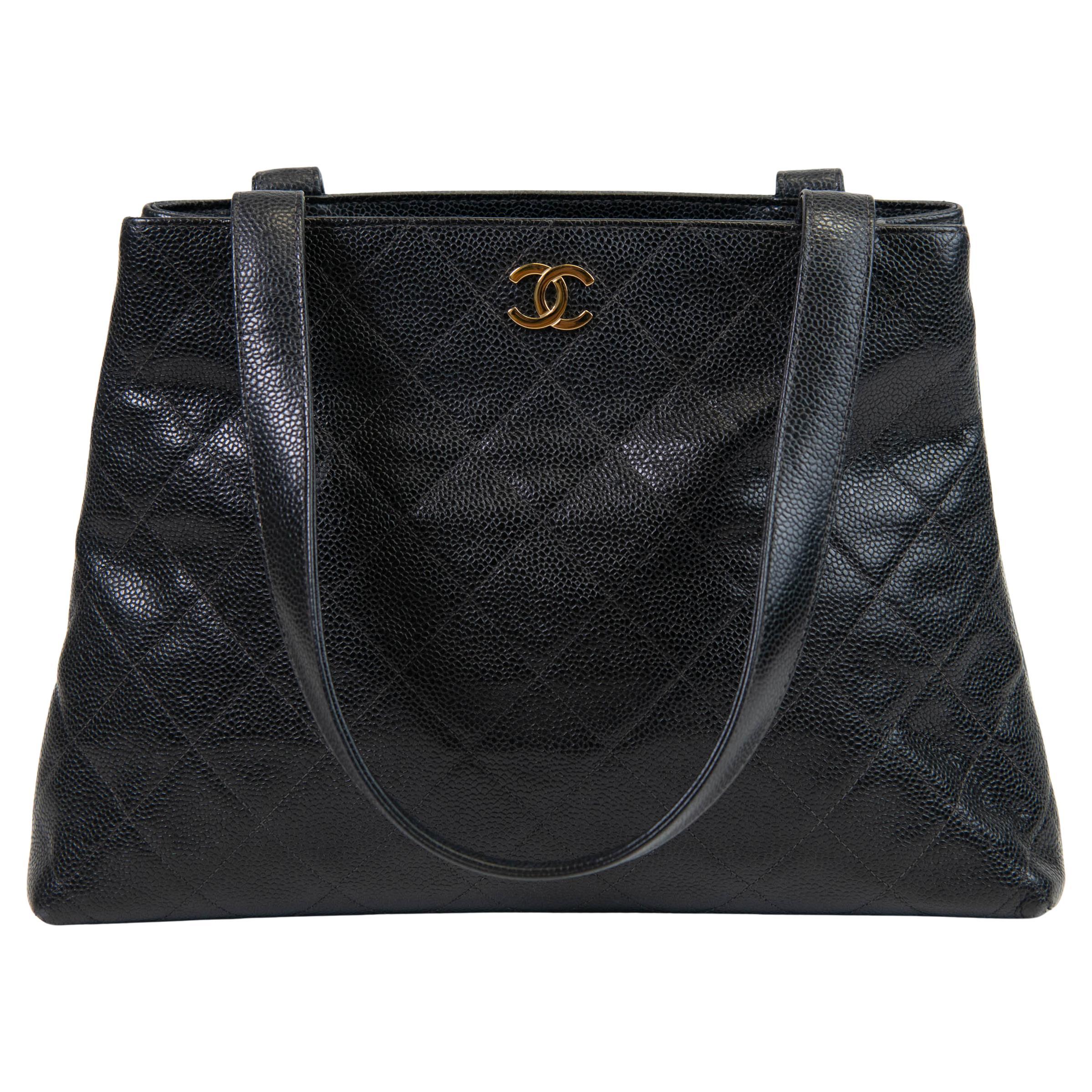 Vintage 1999 Chanel Black Quilted Caviar Leather Classic Shoulder Bag For Sale at 1stDibs
