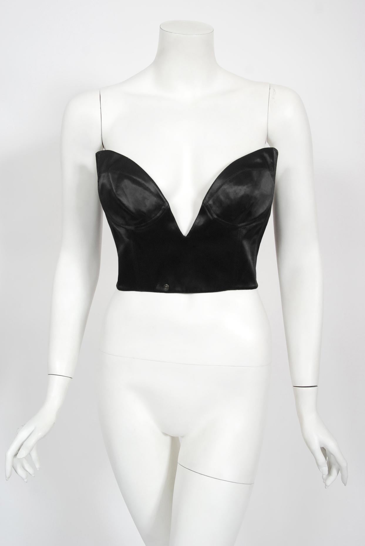 Vintage 1999 Thierry Mugler Couture Black Silk Bustier Low-Cut Hourglass Gown In Excellent Condition In Beverly Hills, CA