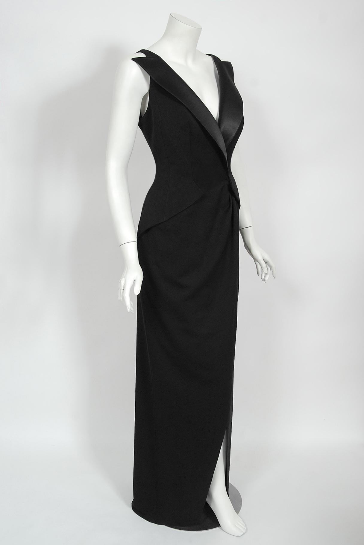Women's Vintage 1999 Thierry Mugler Couture Black Silk Bustier Low-Cut Hourglass Gown