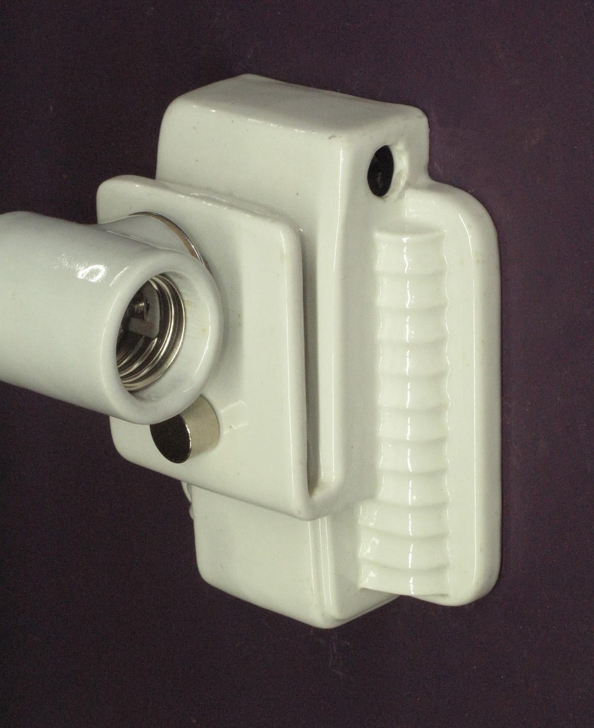 Vintage 2 Bulb White Porcelain Bathroom Wall Sconce Lights In Good Condition In Prescott, US