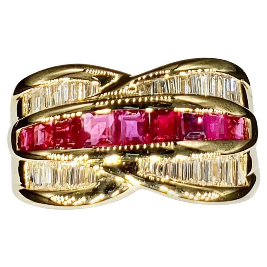 Vintage 2 Carat Diamonds and Ruby Ring 18 Karat Gold For Sale